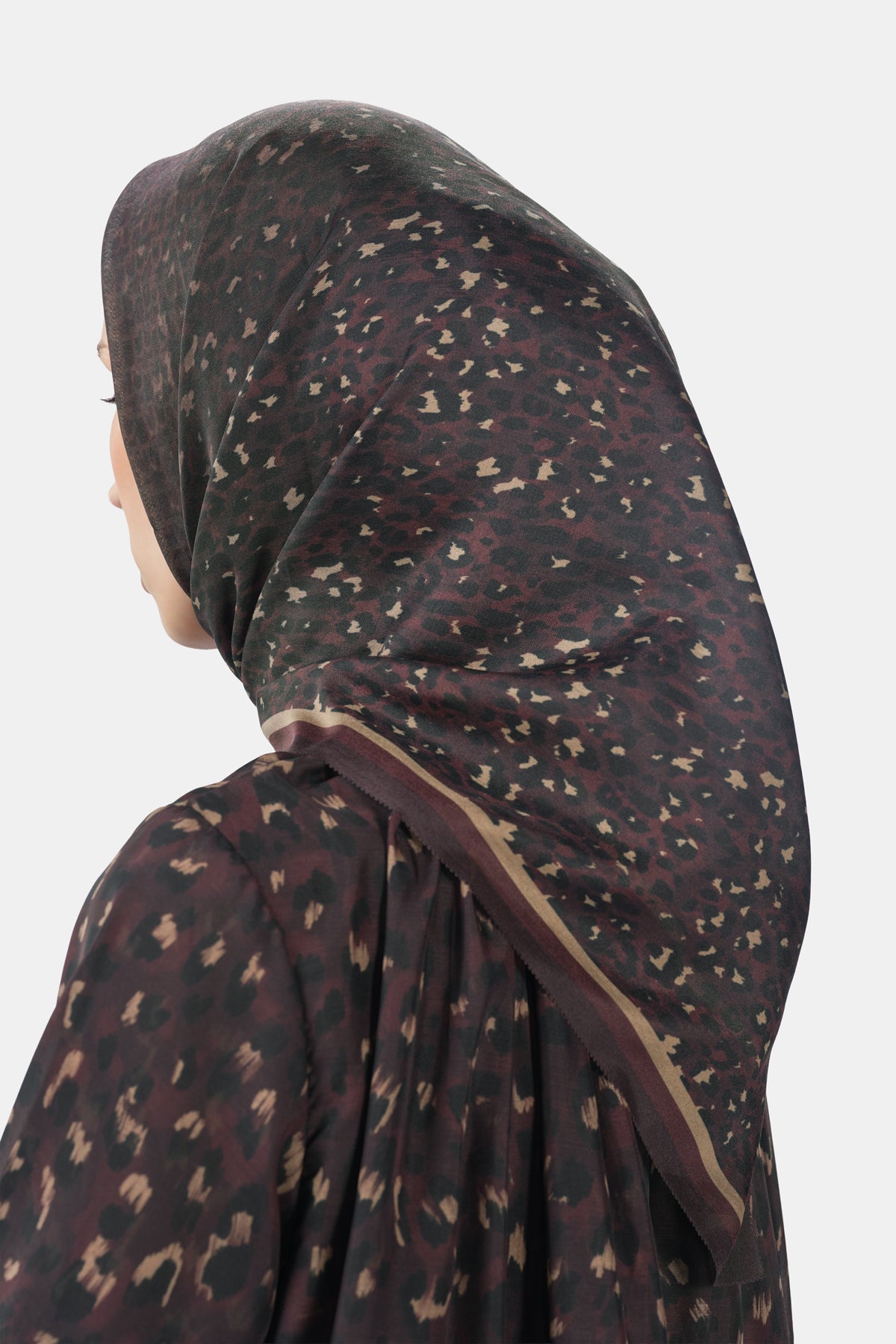 Call Of The Wild Scarf - Red