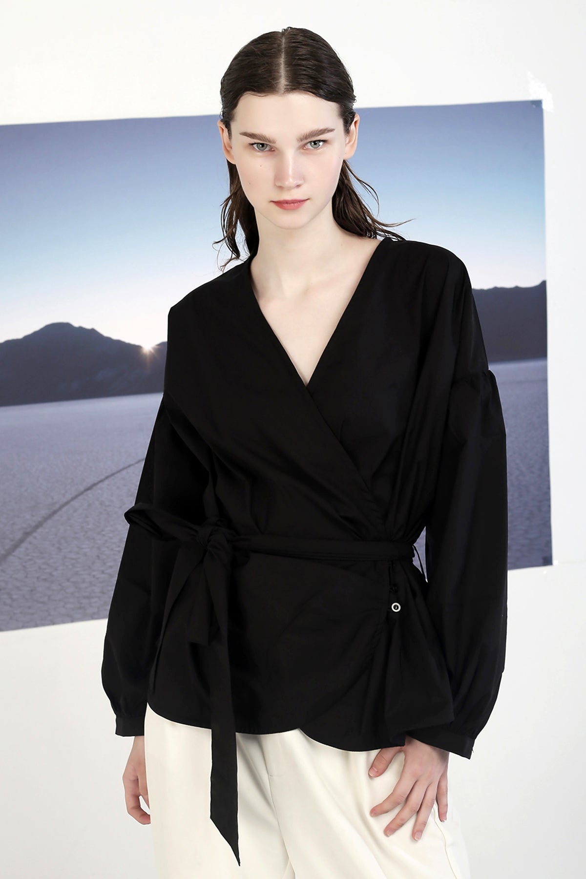 Knotted Letty Top Black