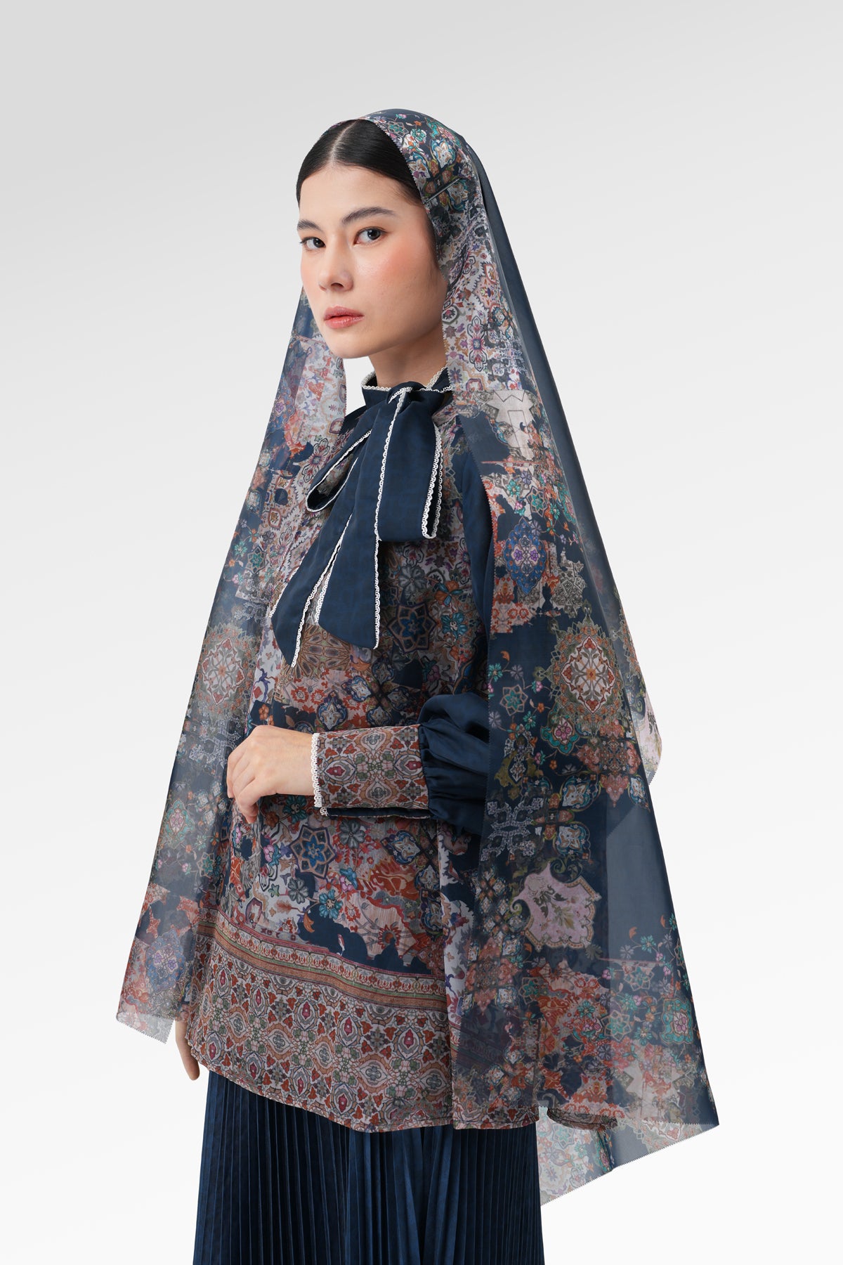 Marchesa Shawl - Majorelle