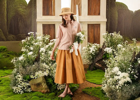 Outfit Wanita untuk Jalan-Jalan Santa