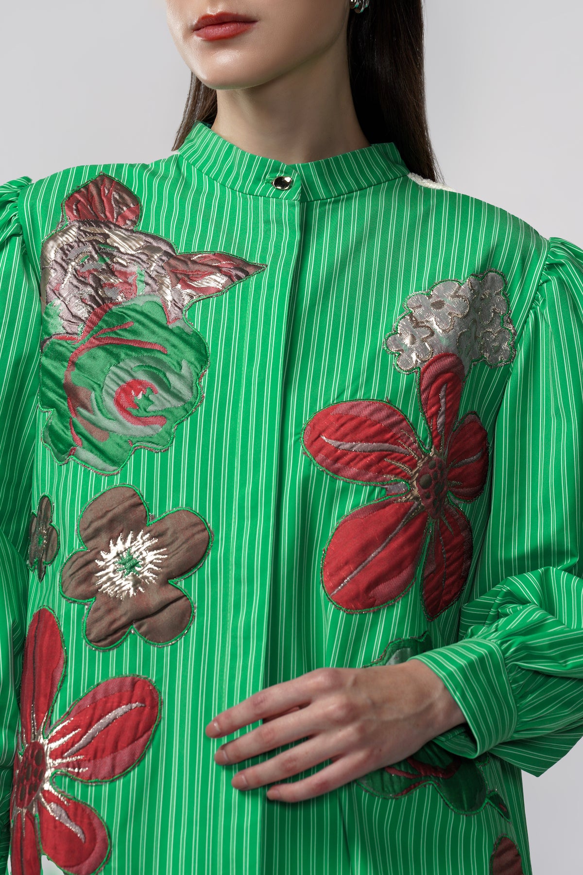 Ivelle Embroidery Shirt - Green