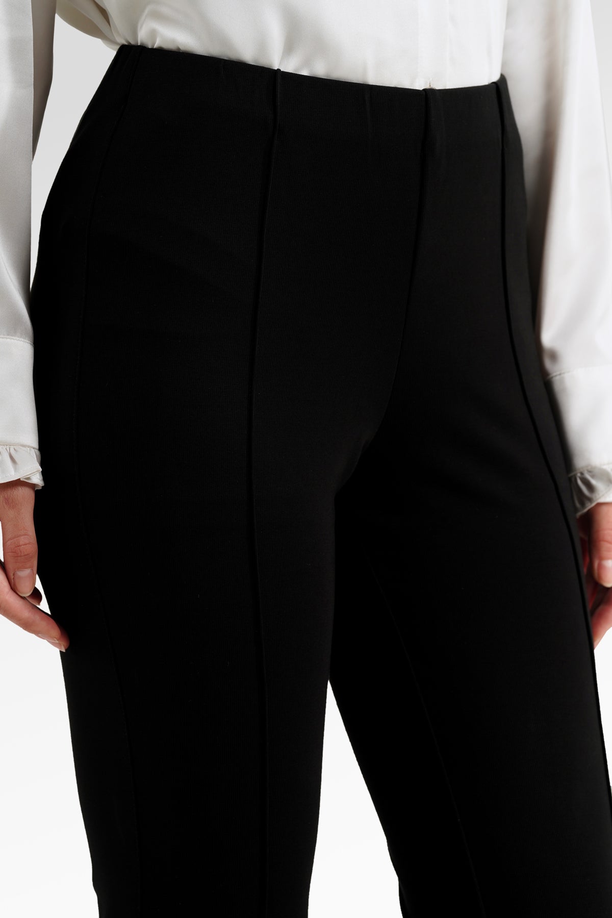 Alba Flare Pants - Black