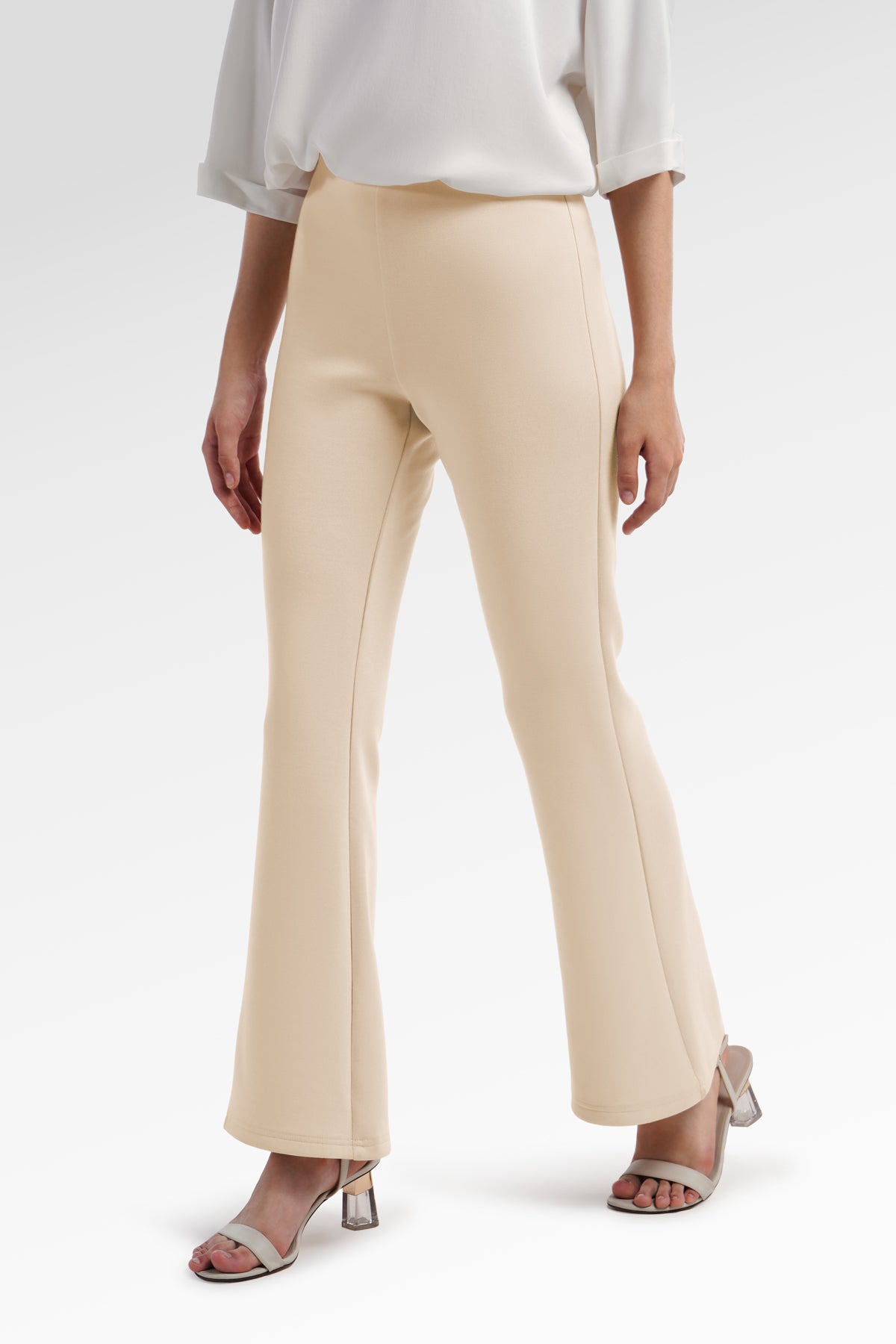 Amberlyn Bootcut Pants - Vanilla