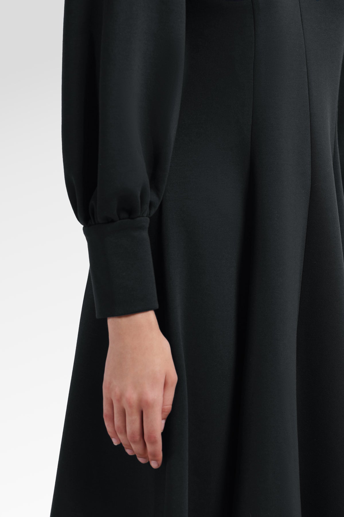 Amberlyn Puffy Dress - Black
