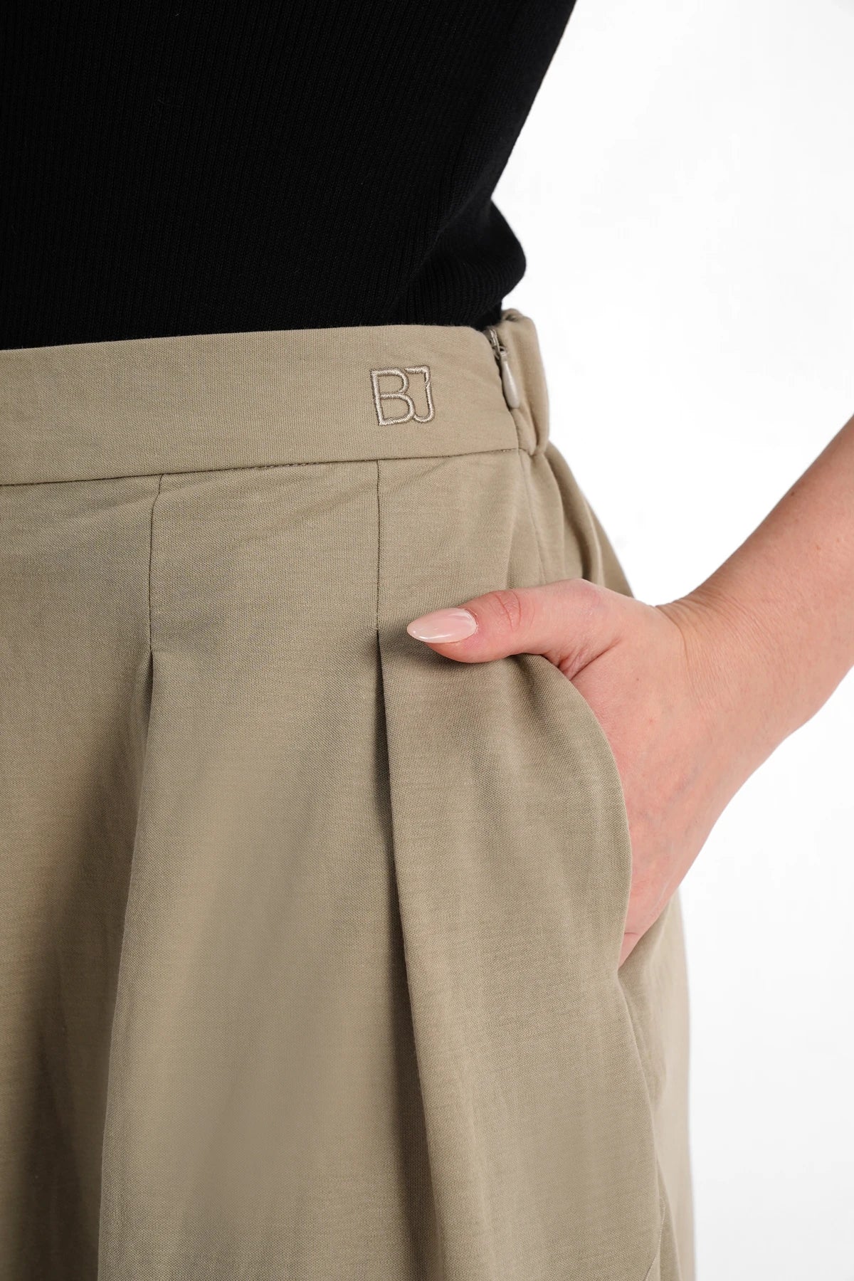 Ariana Pants - Khaki
