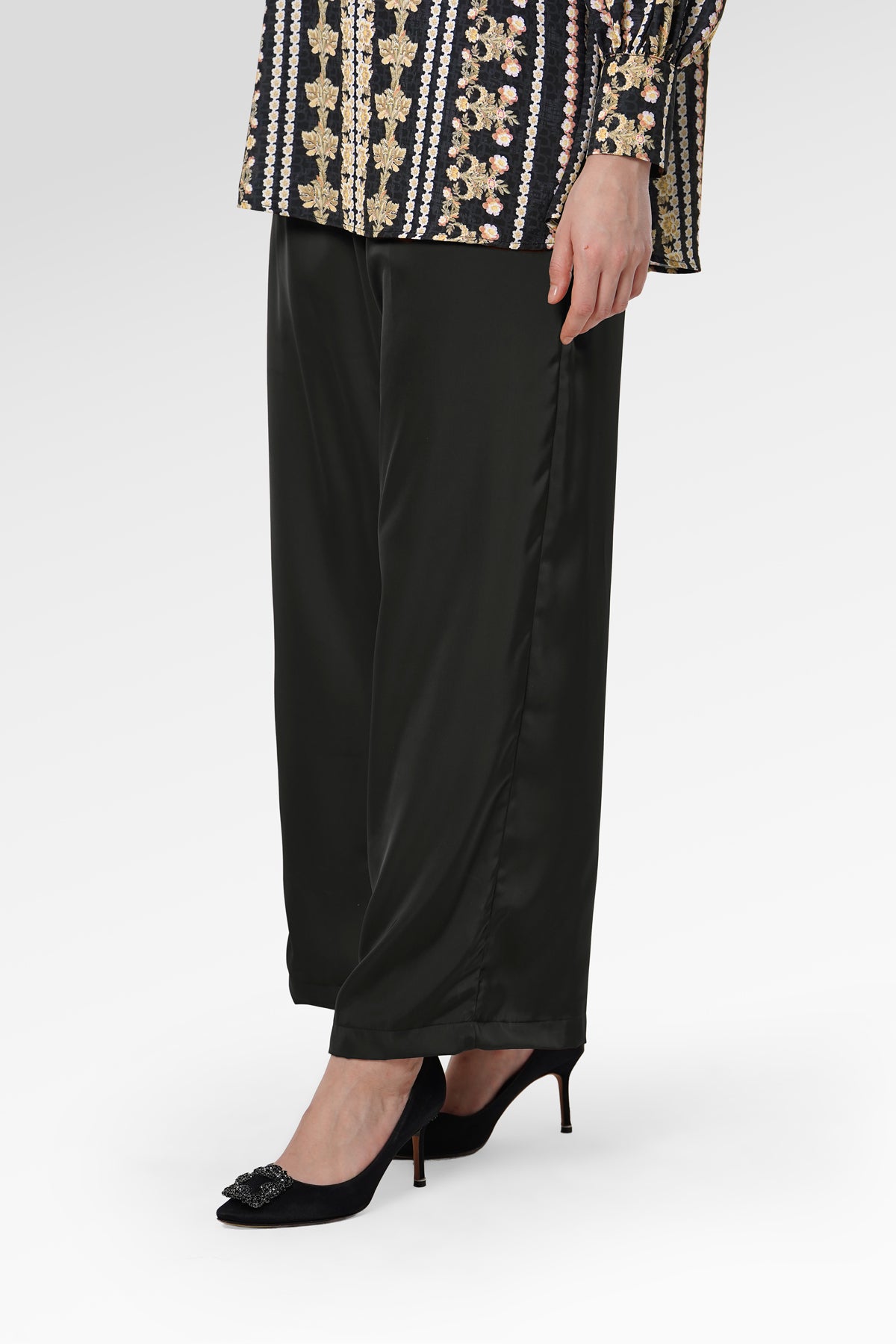 Basic Satin Cullote - Black