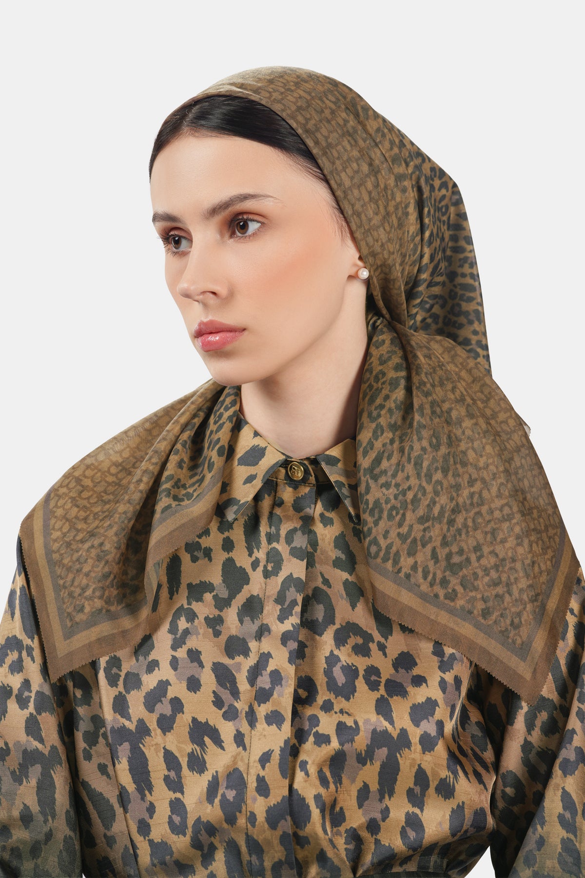 Call Of The Wild Scarf - Brown