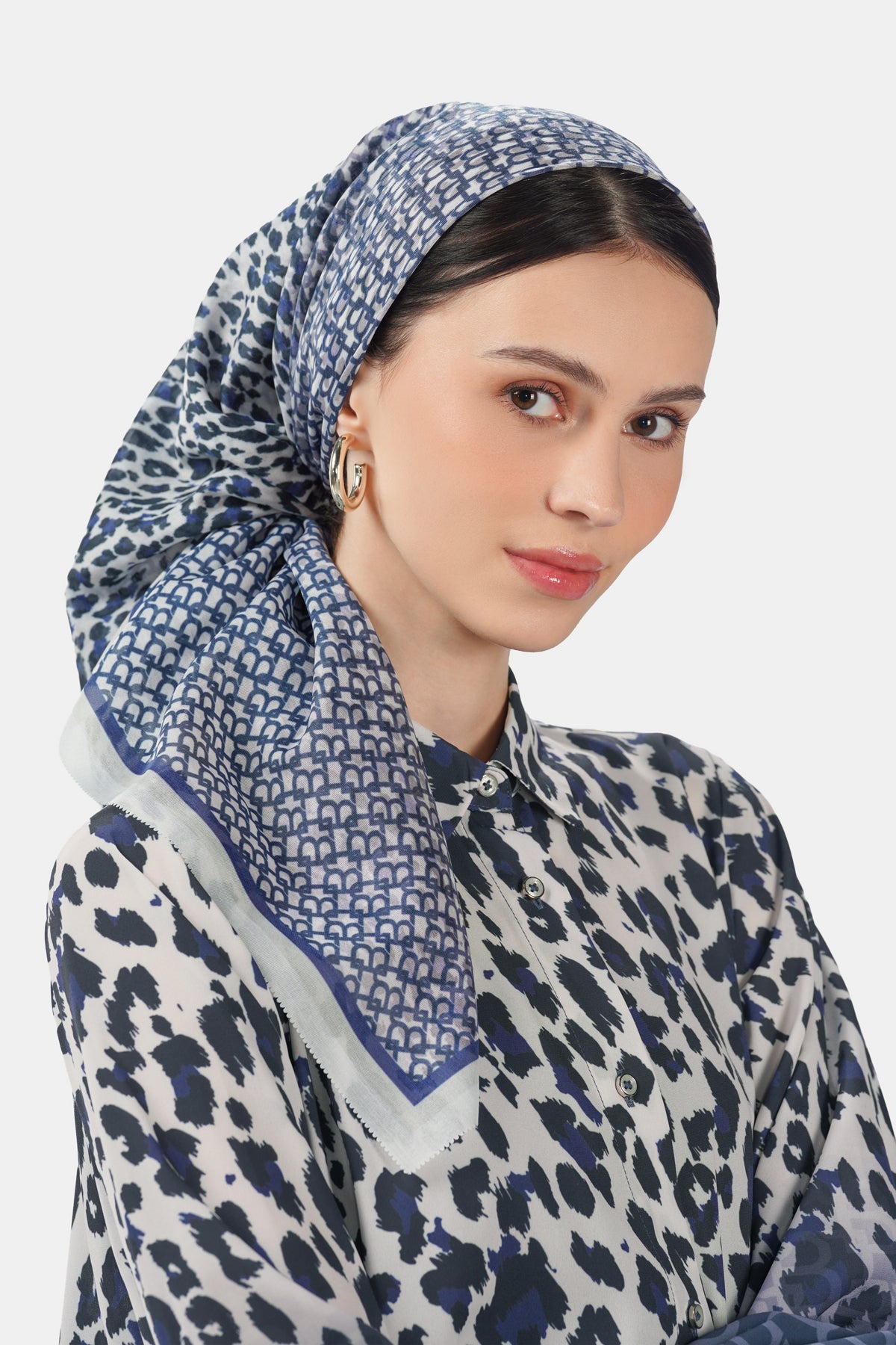 Call Of The Wild Scarf - Navy