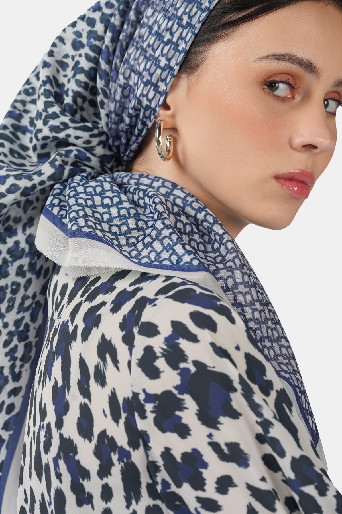 Call Of The Wild Scarf - Navy