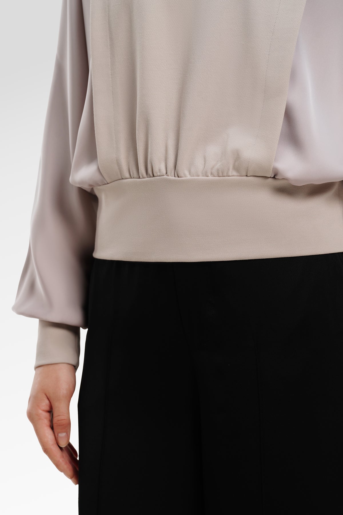 Bianca Crop Blouse - Light Taupe