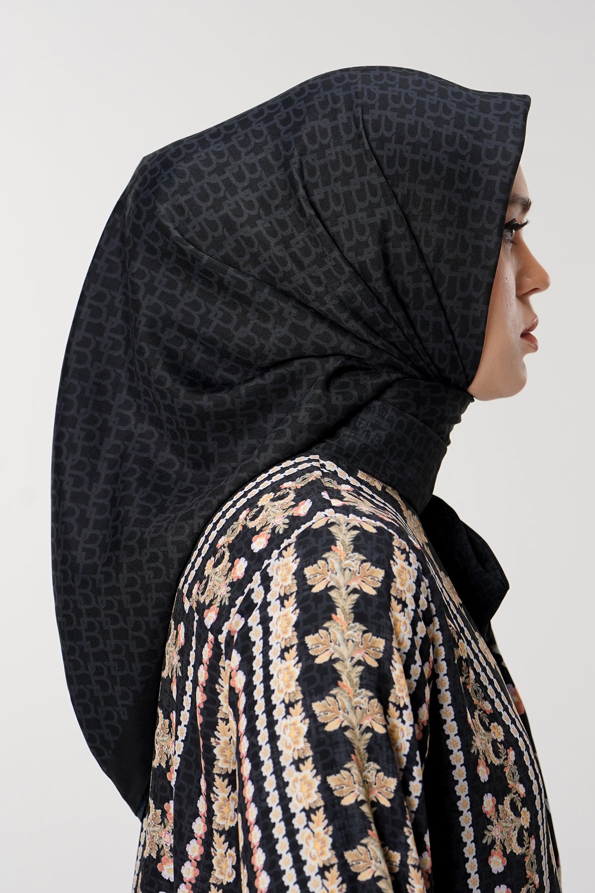 Signature Monogram Scarf - Black Iris