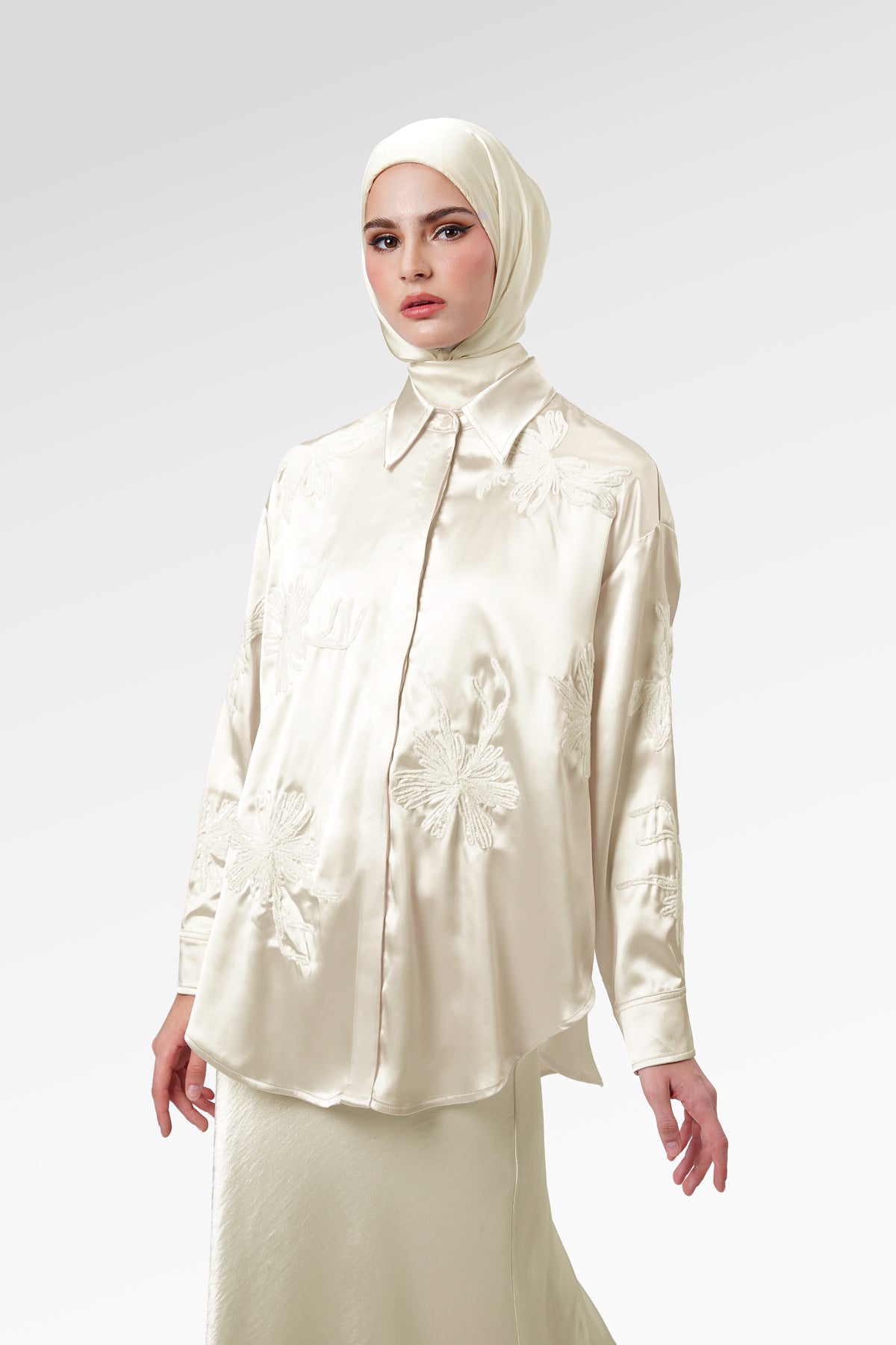 Briana Shirt - Beige