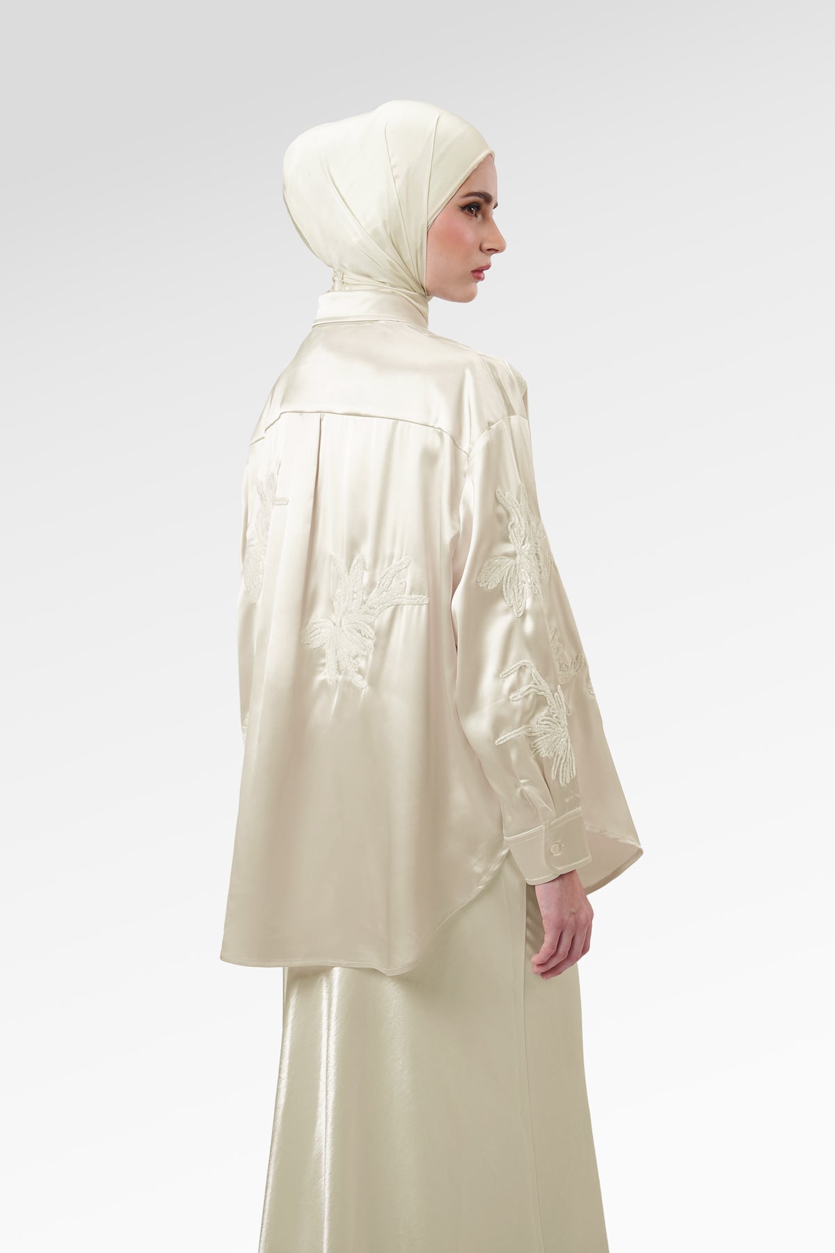 Briana Shirt - Beige