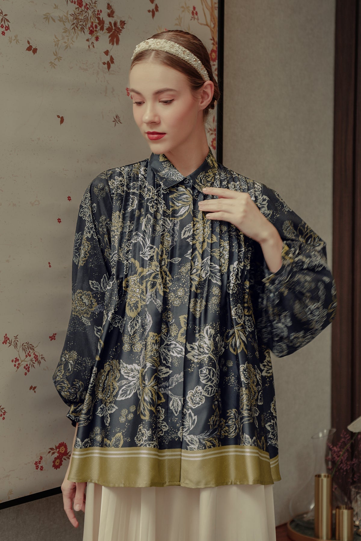 Chinoiserie Opnaisel Shirt - Navy