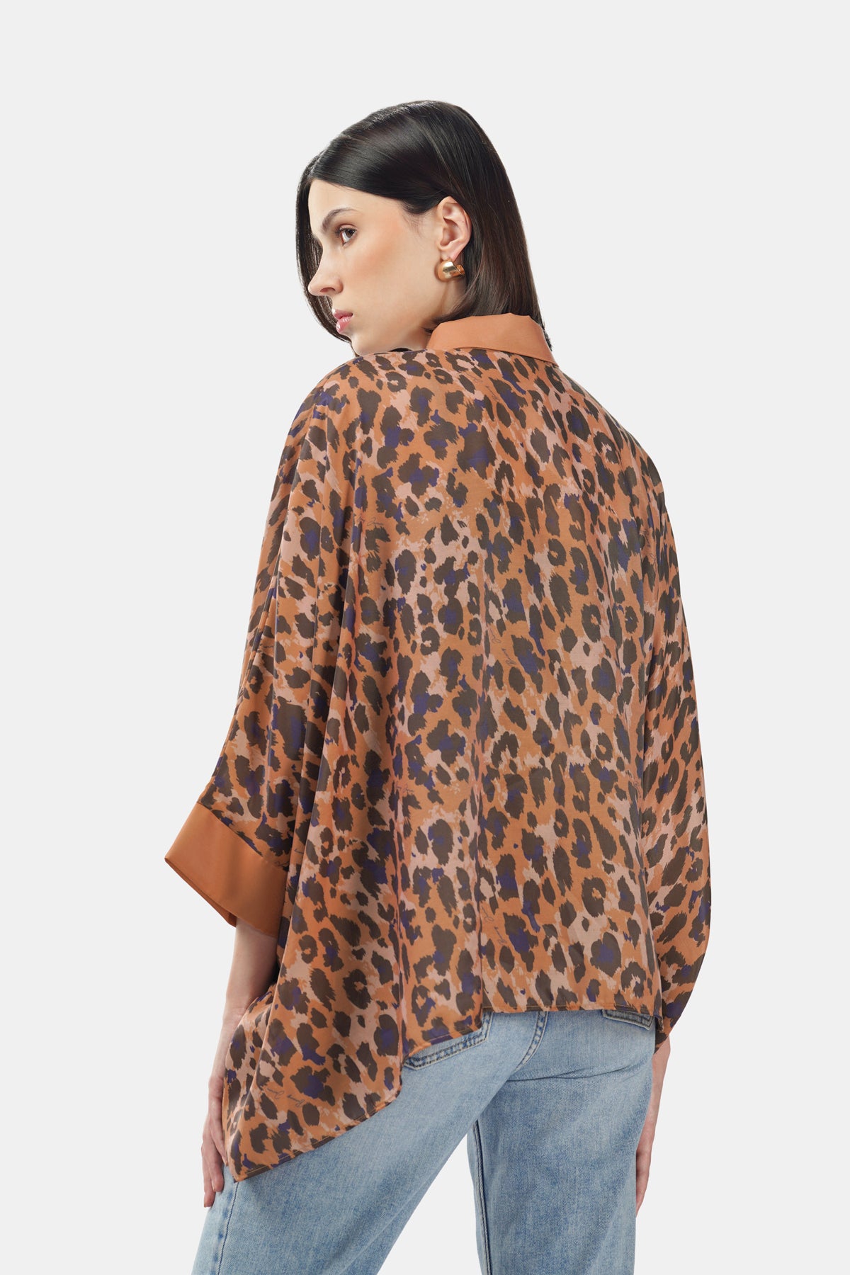 Call Of The Wild Batwing Shirt - Savanna