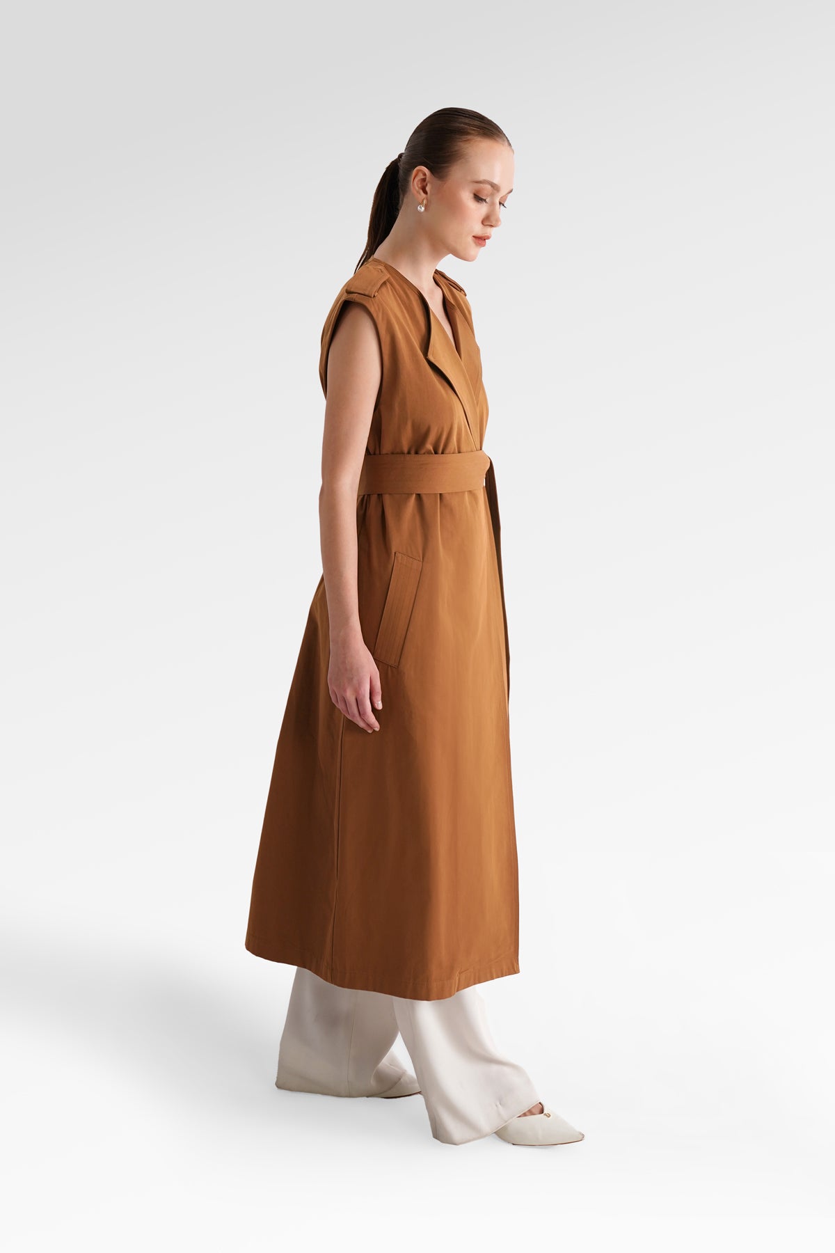 Clara Sleeveless Coat - Brown