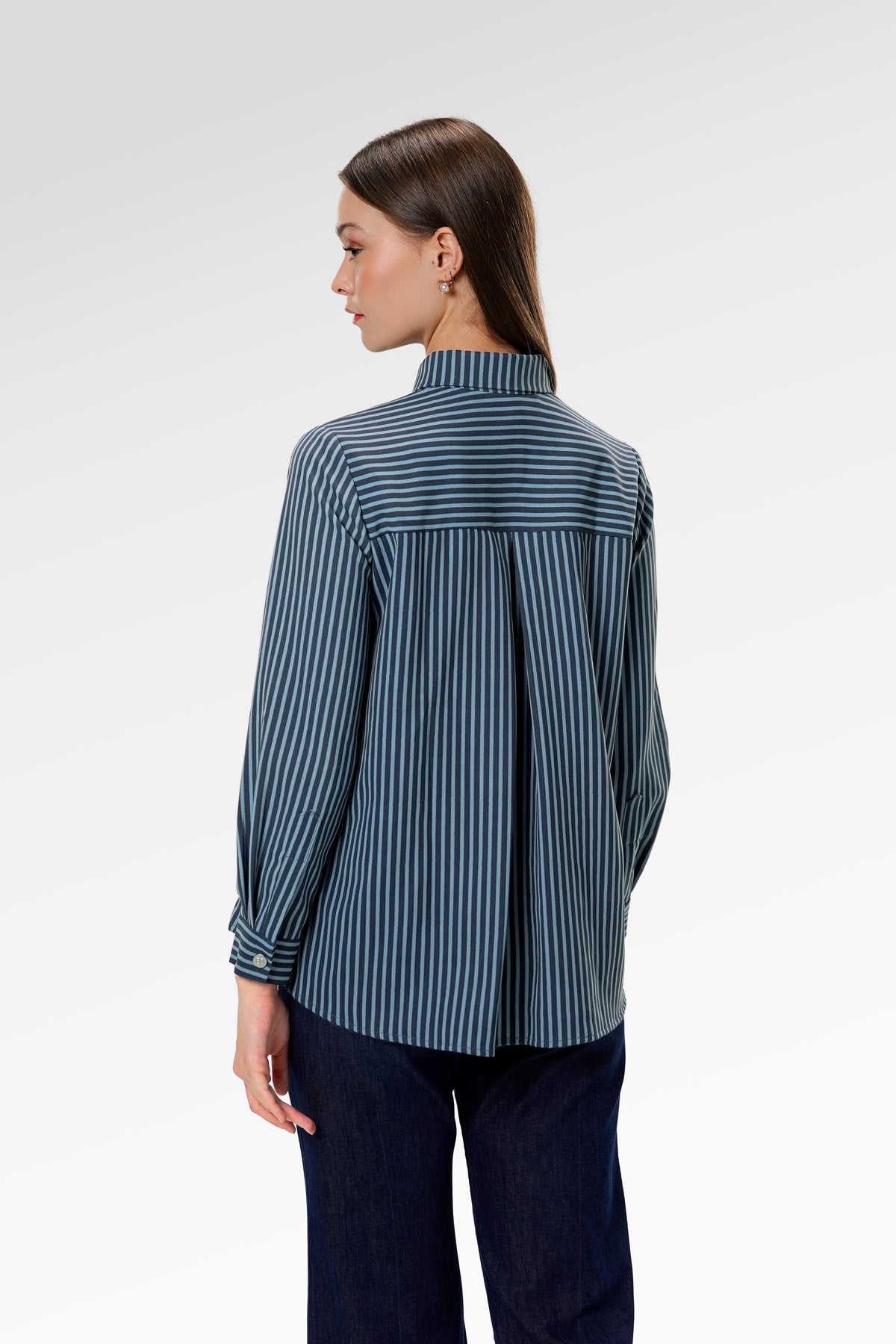 Clarisse Lace Shirt - Navy Blossom