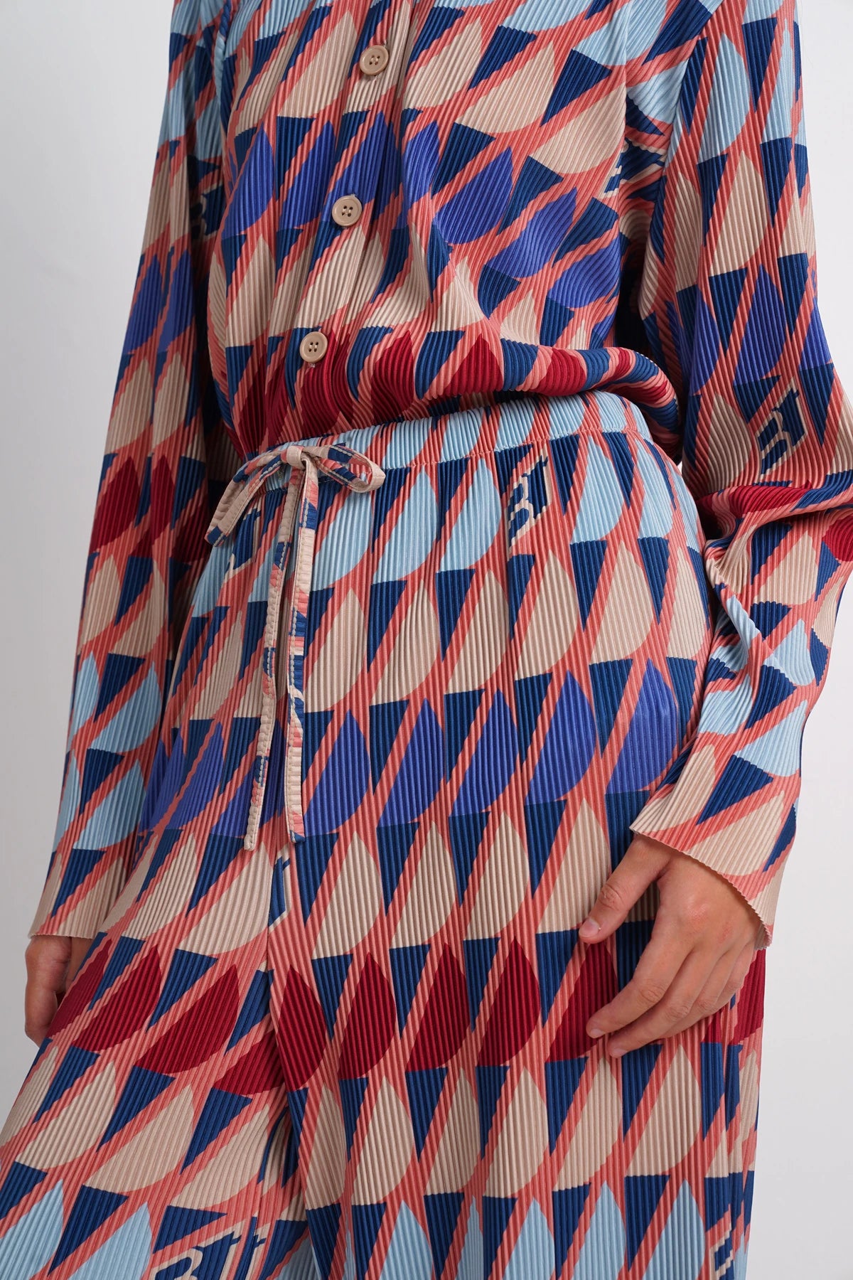 Dreamscape Basic Pleated Pants - Monaco