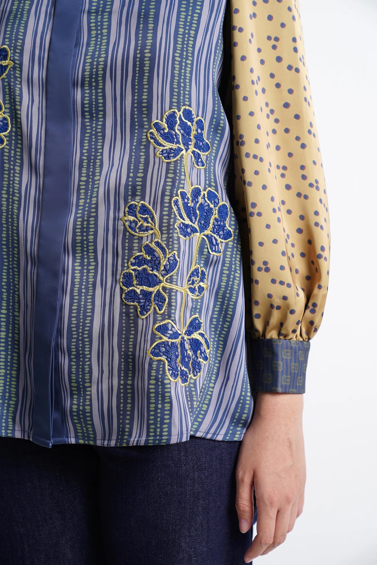 HBJ Embroidery Shirt - Bias Fajar