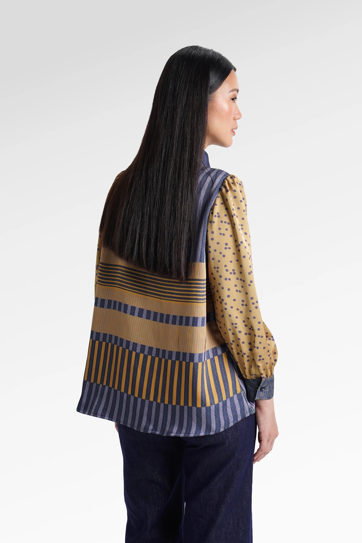 HBJ Embroidery Shirt - Bias Fajar