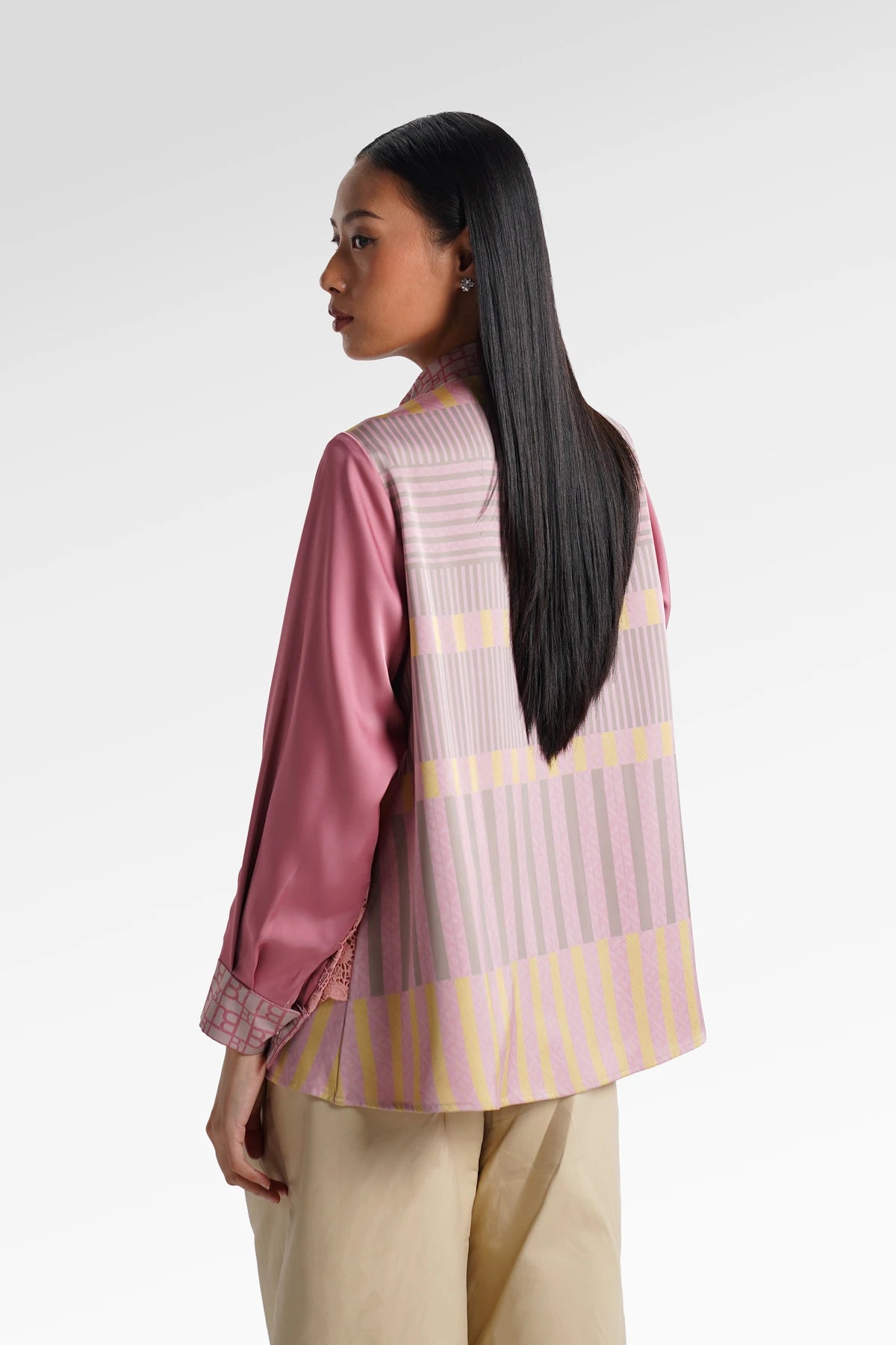 HBJ Lace Shirt - Senja Merona