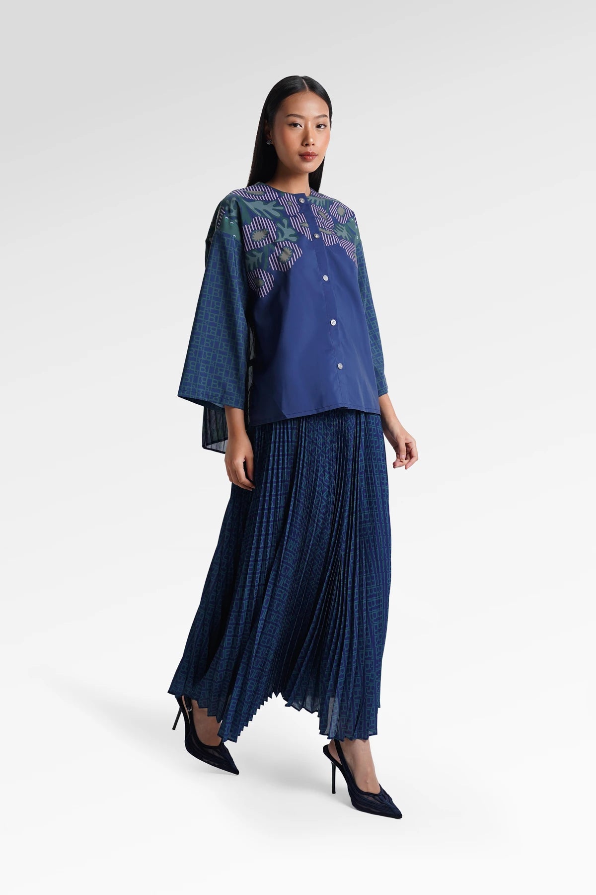 HBJ Pleated Shirt - Rimbu Abadi