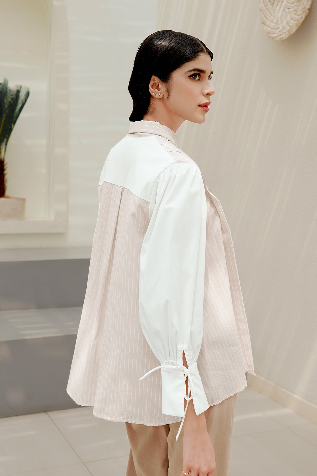 Irene Stripes Puff Shirt - Beige
