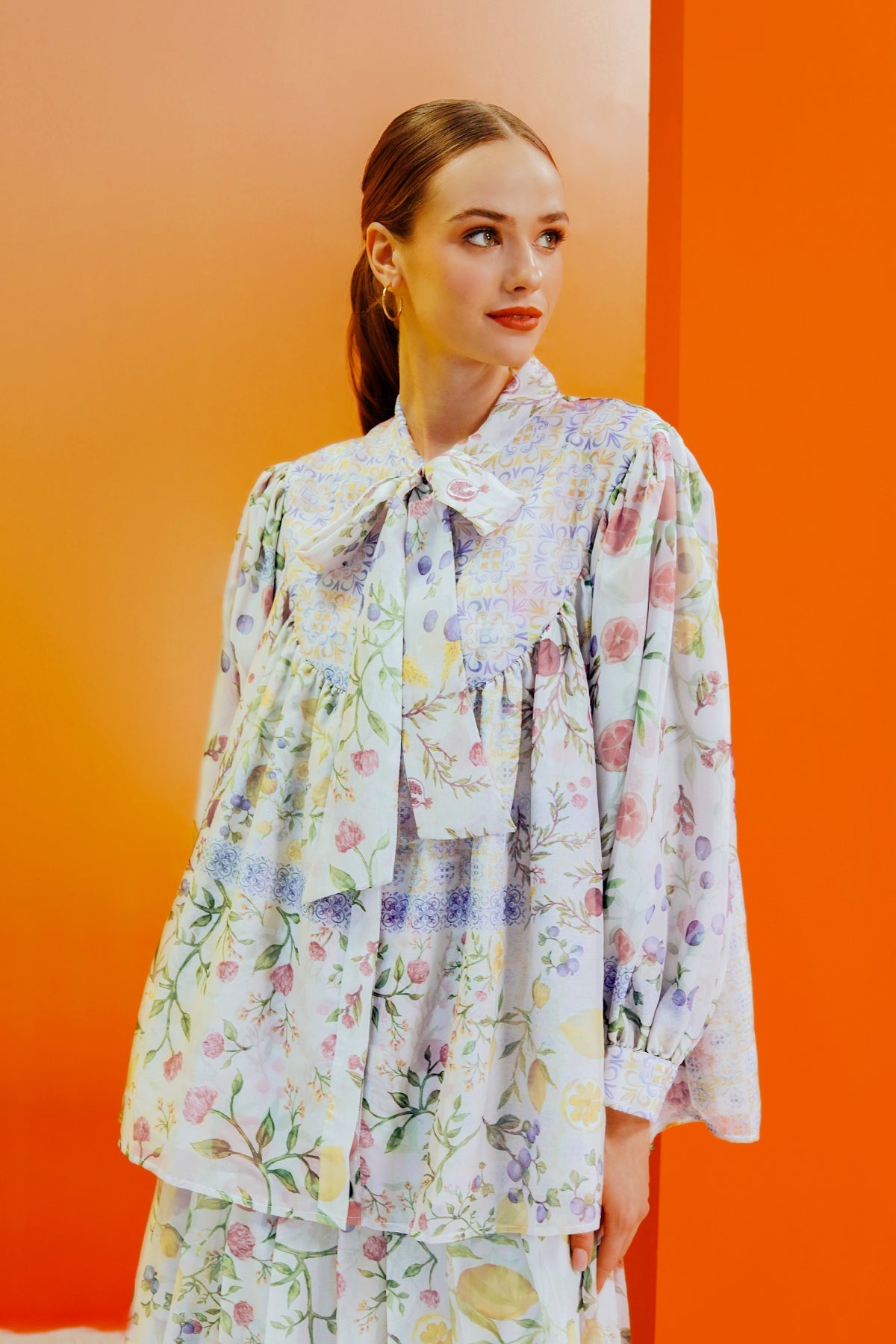 La Bella Estate Gathered Shirt - Khaki