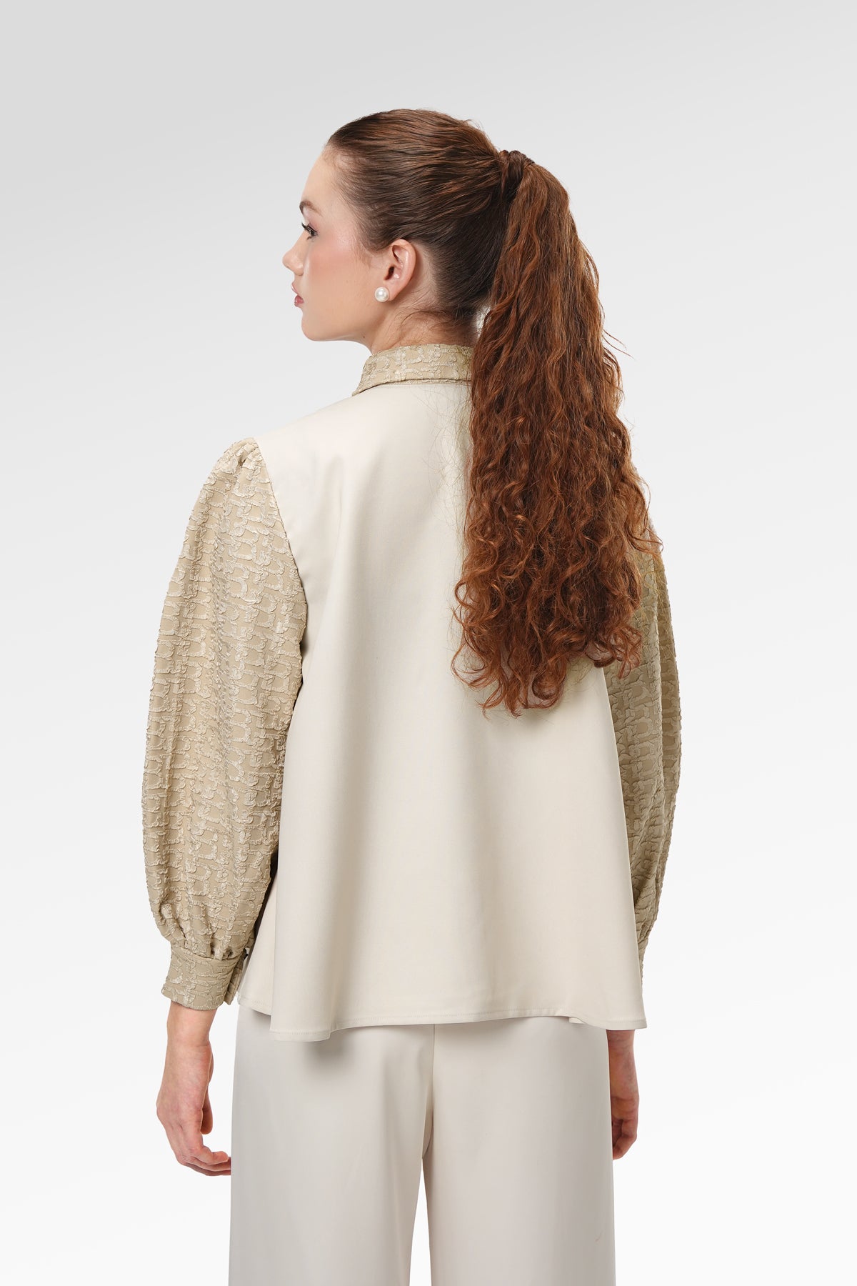 Lara Embroidery Shirt - Cream Puff