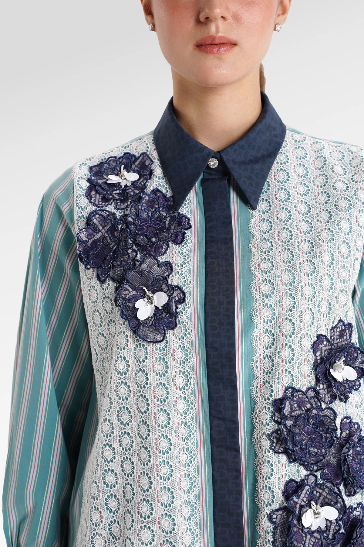 Metanoia Embroidery Lace Shirt - Blue Morpho