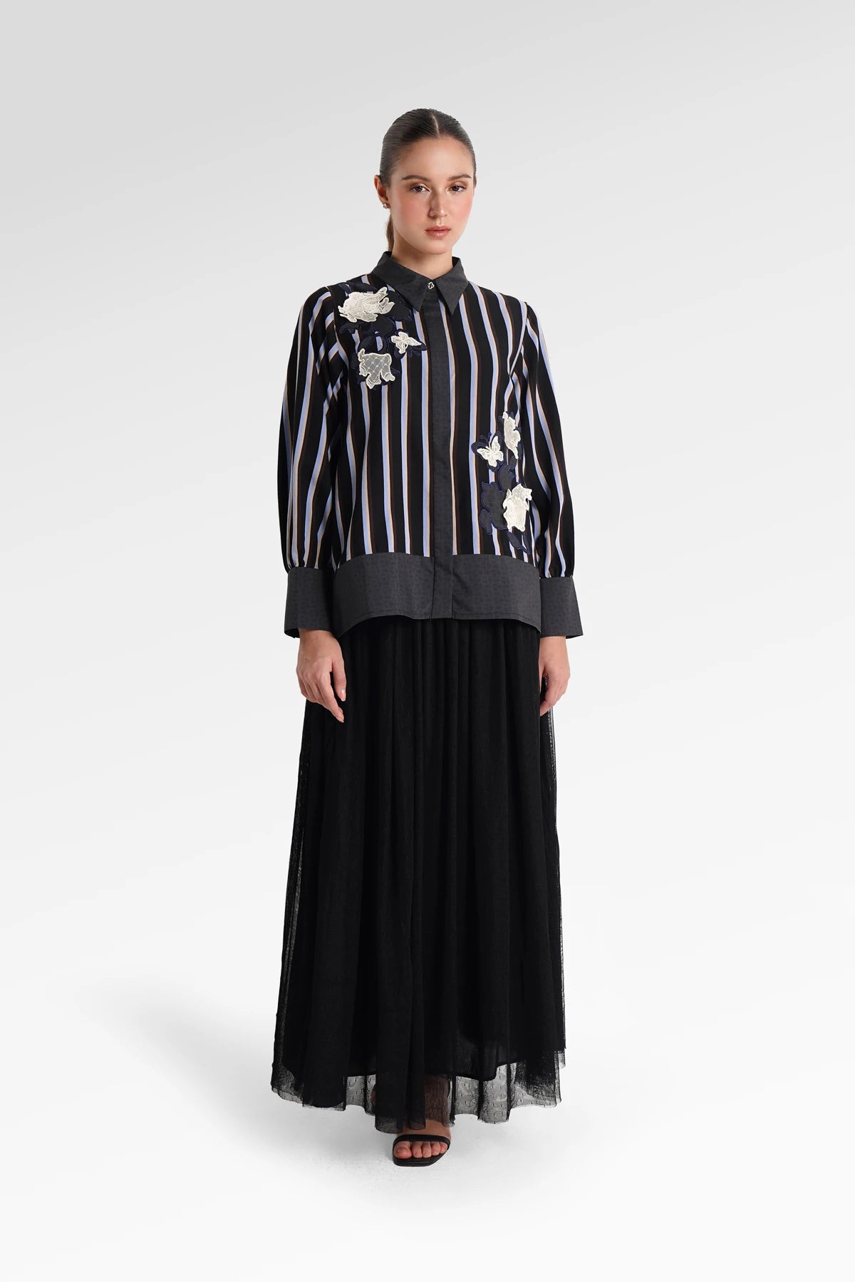 Metanoia Embroidery Lace Shirt - Comma