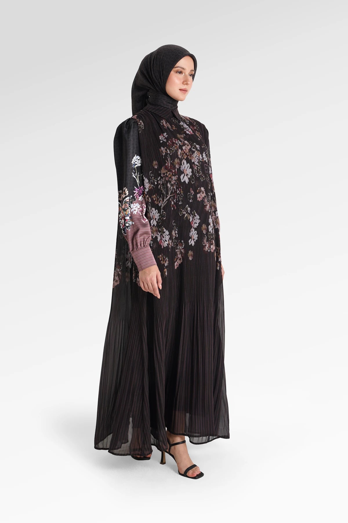 Metanoia Pleated Dress - Comma