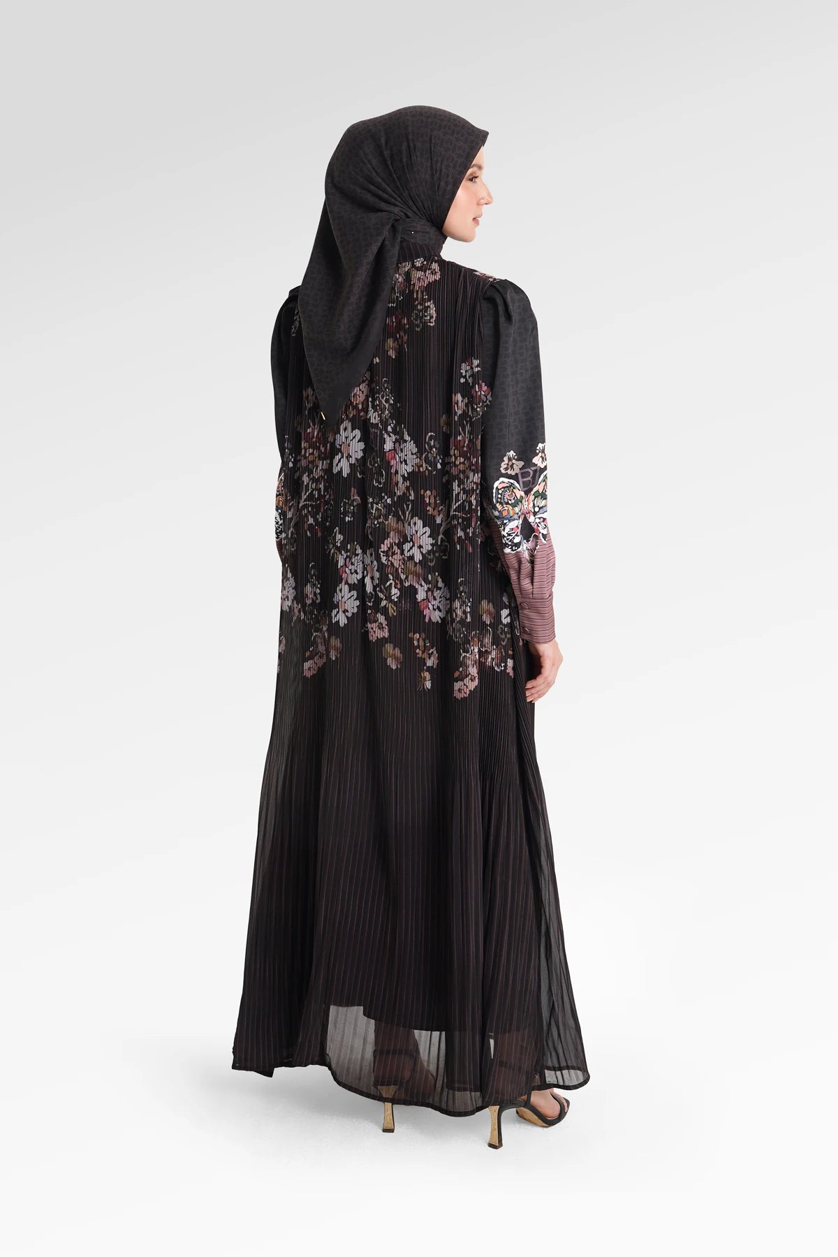 Metanoia Pleated Dress - Comma
