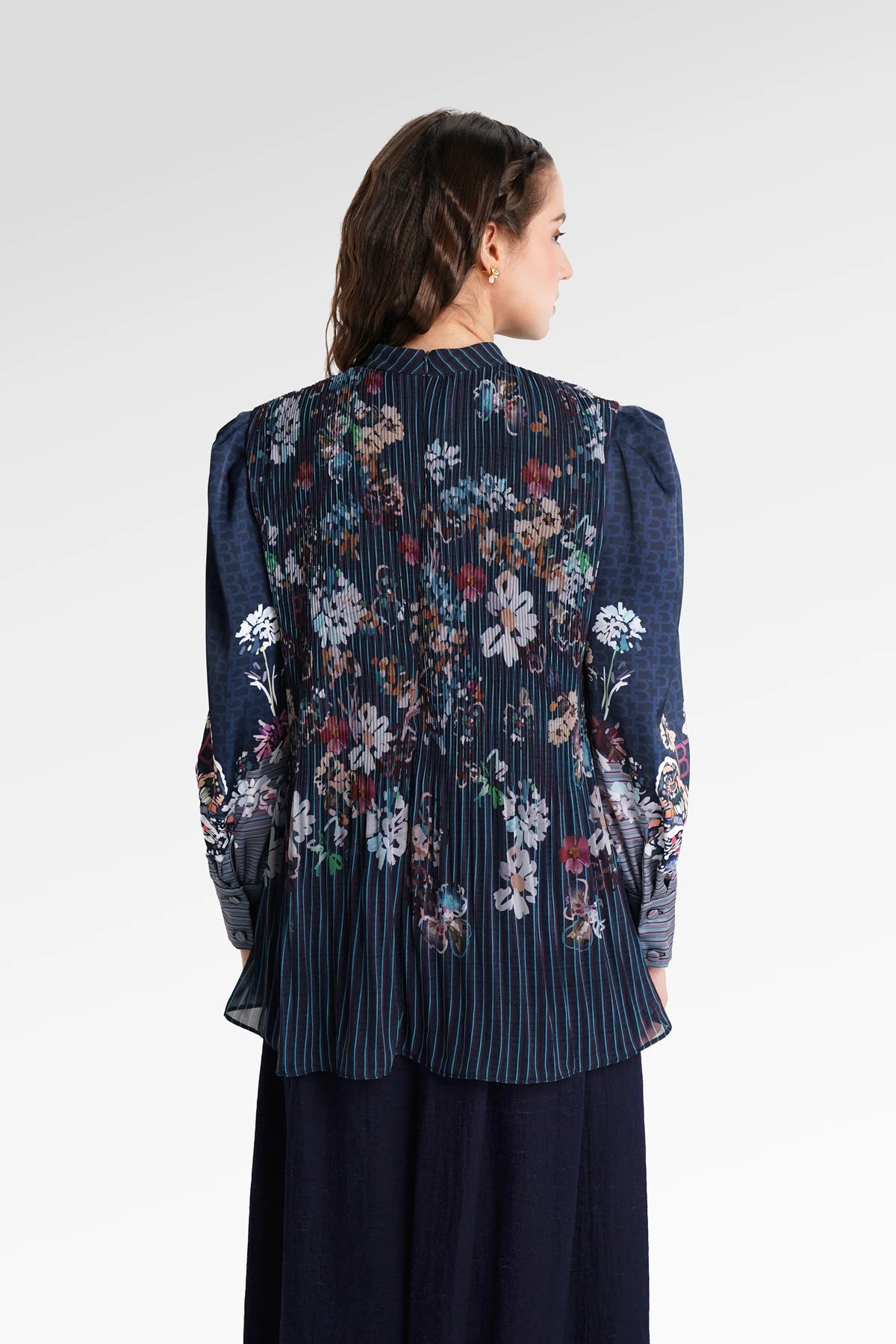 Metanoia Pleats Blouse - Blue Morpho