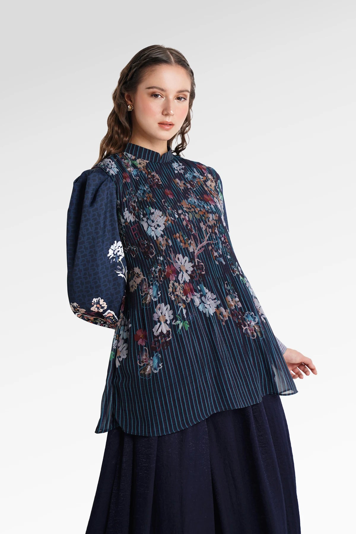 Metanoia Pleats Blouse - Blue Morpho