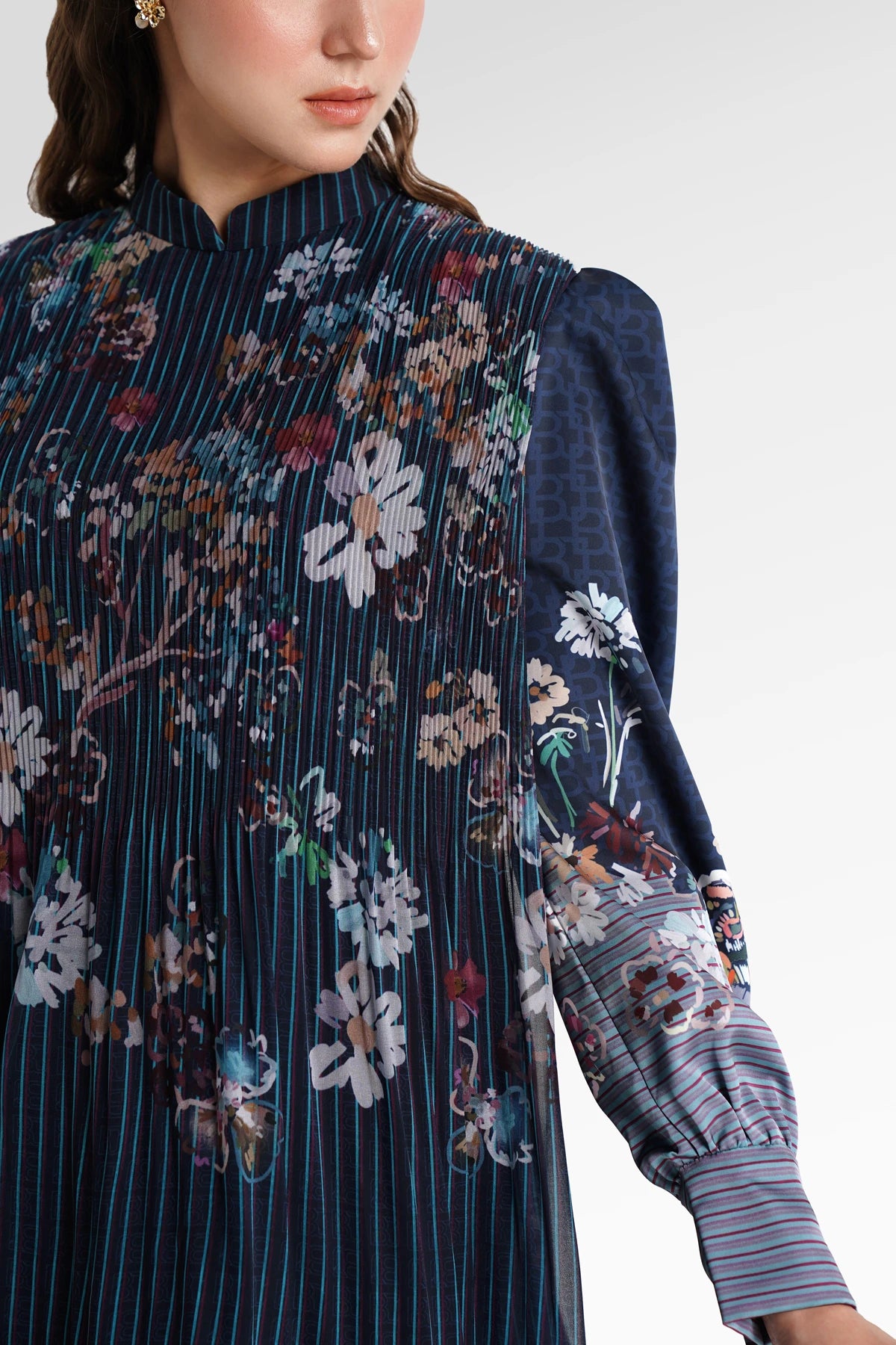Metanoia Pleats Blouse - Blue Morpho