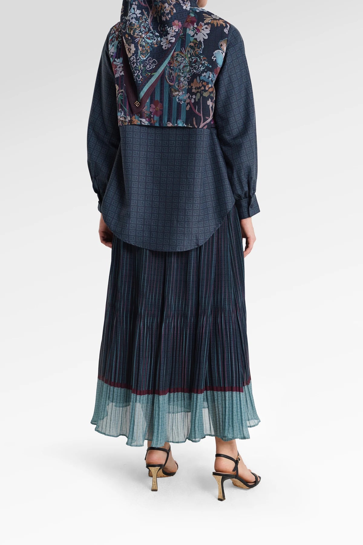 Metanoia Pleats Skirt - Blue Morpho