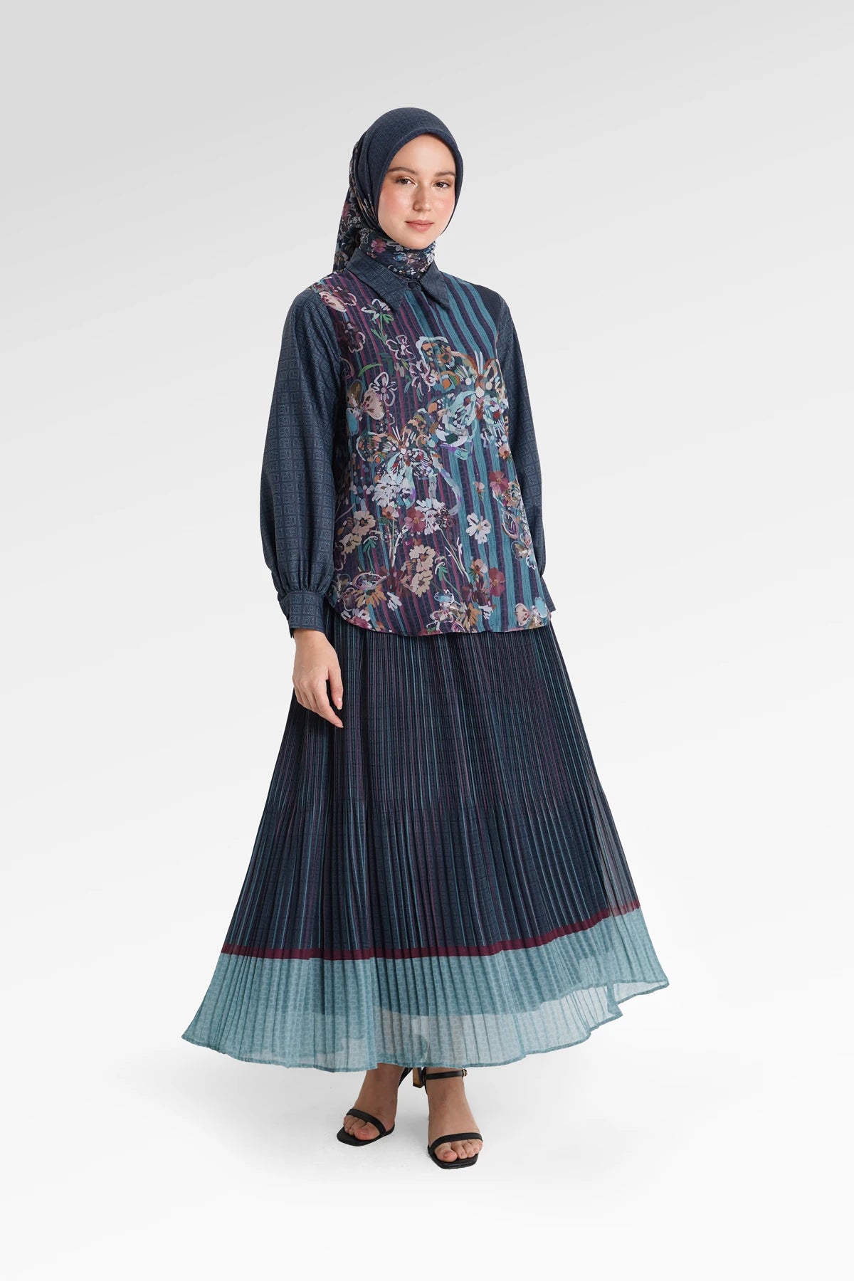 Metanoia Pleats Skirt - Blue Morpho