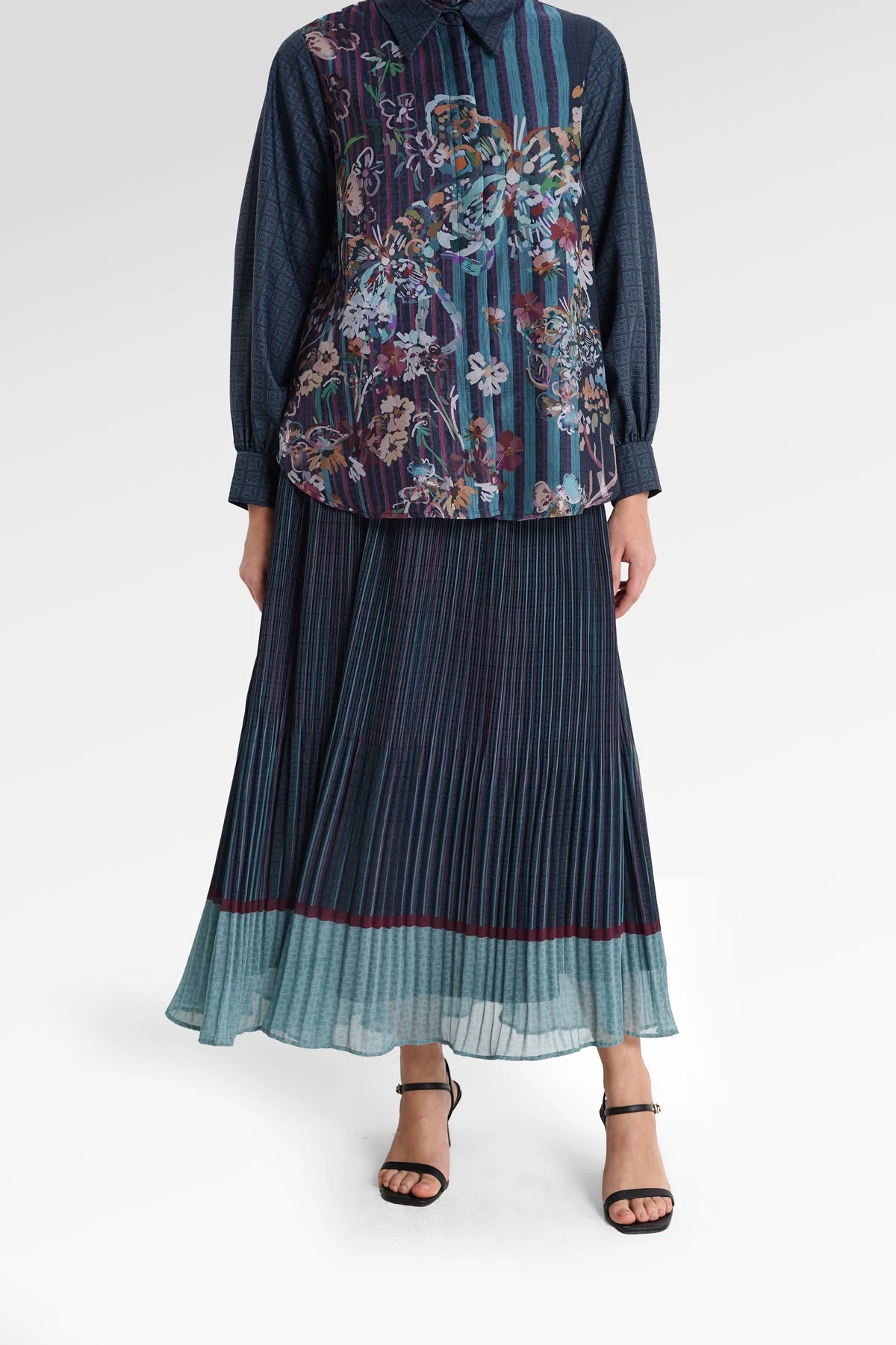 Metanoia Pleats Skirt - Blue Morpho