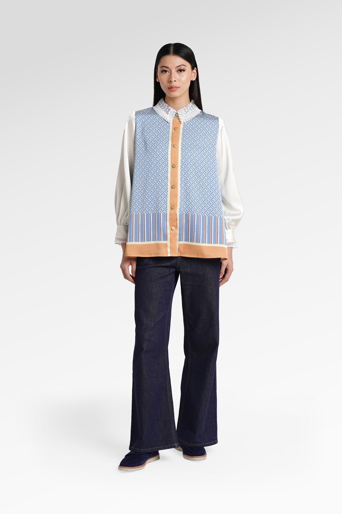 Mono Diagonal Collar Lace Shirt - Yuzu