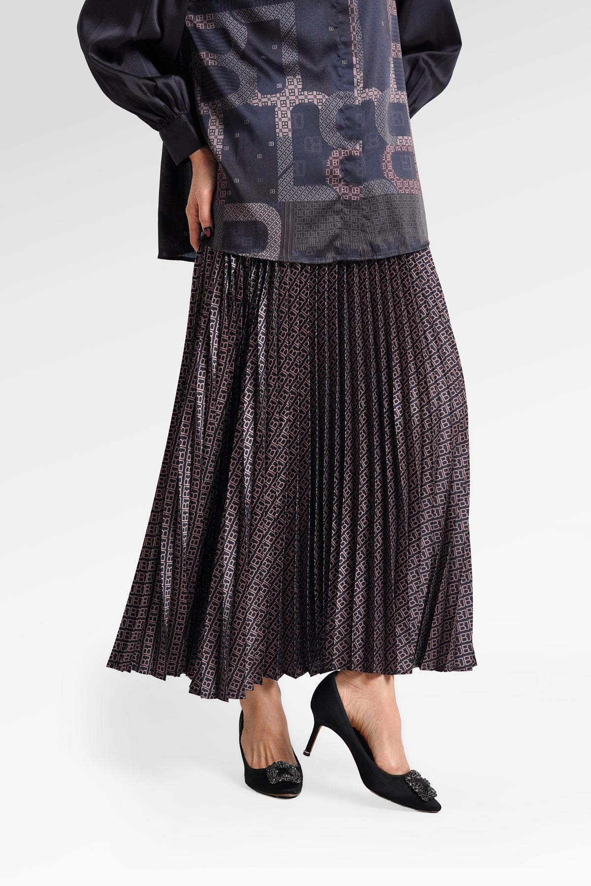 Mono Diagonal Pleated Skirt - Black Choco