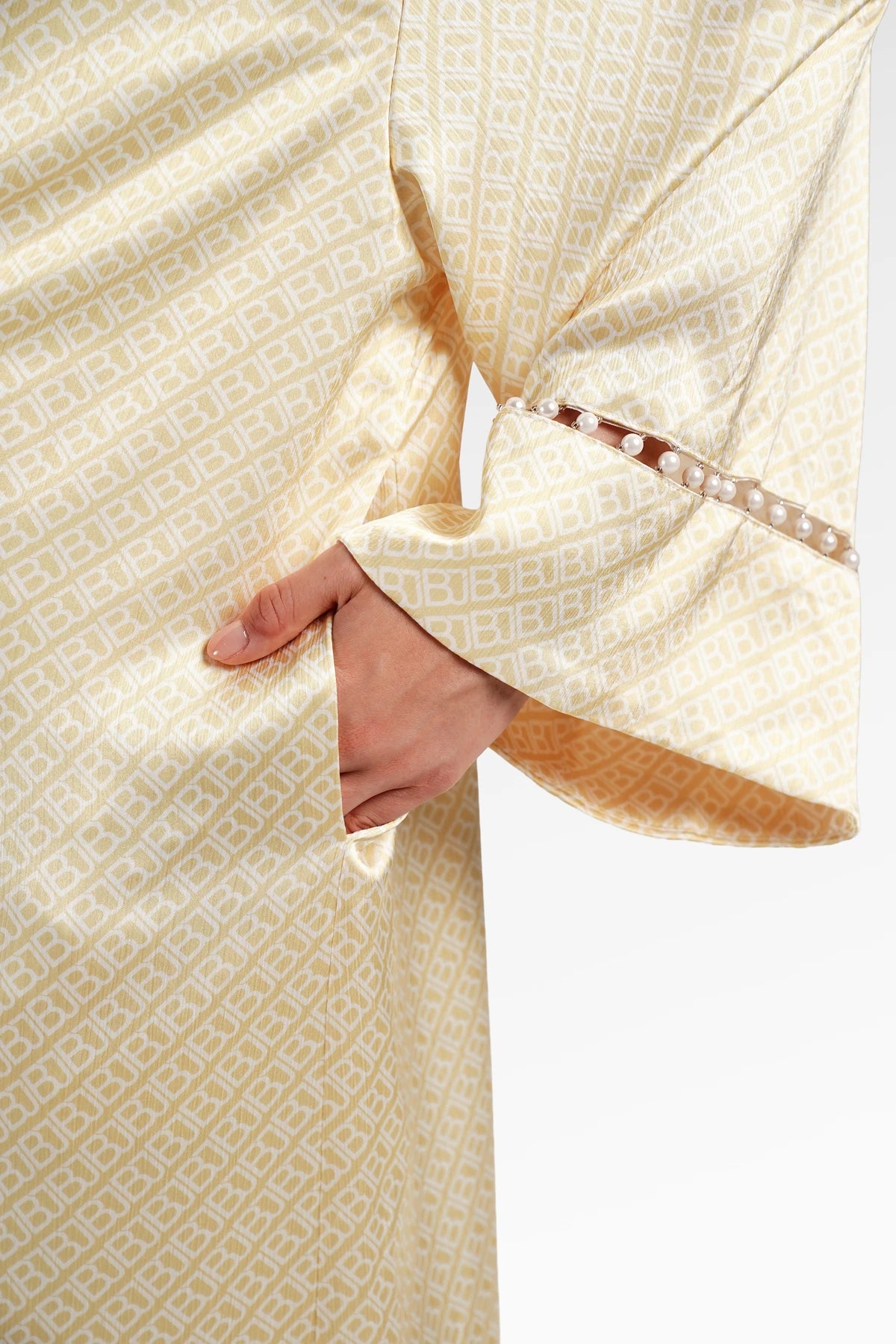 Monogram Diagonal Pearl Abaya - Yuzu