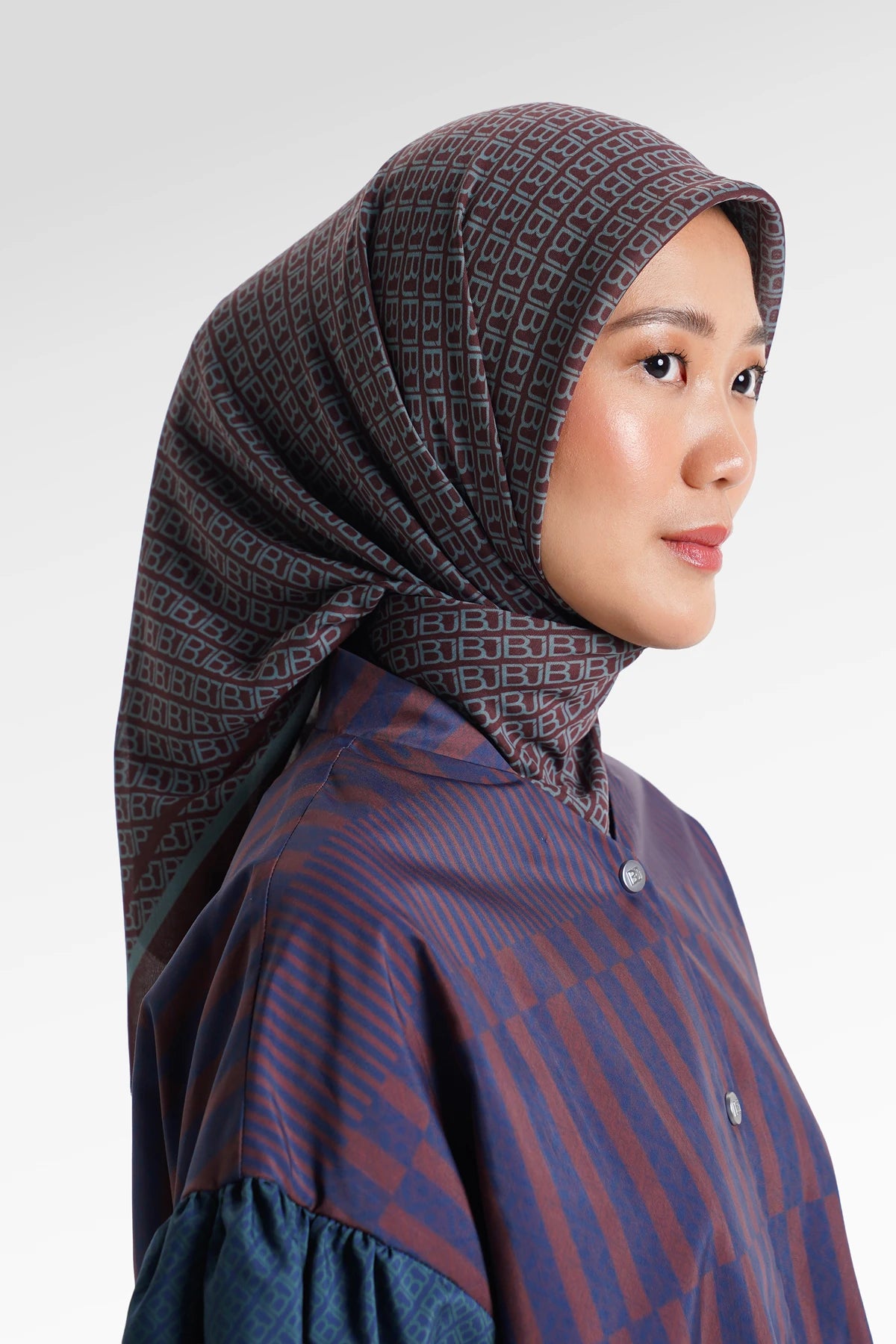 Mono Diagonal Scarf - Gingerbread