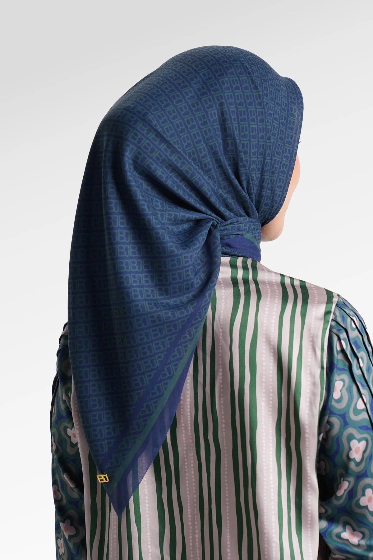 Mono Diagonal Scarf - Midnight