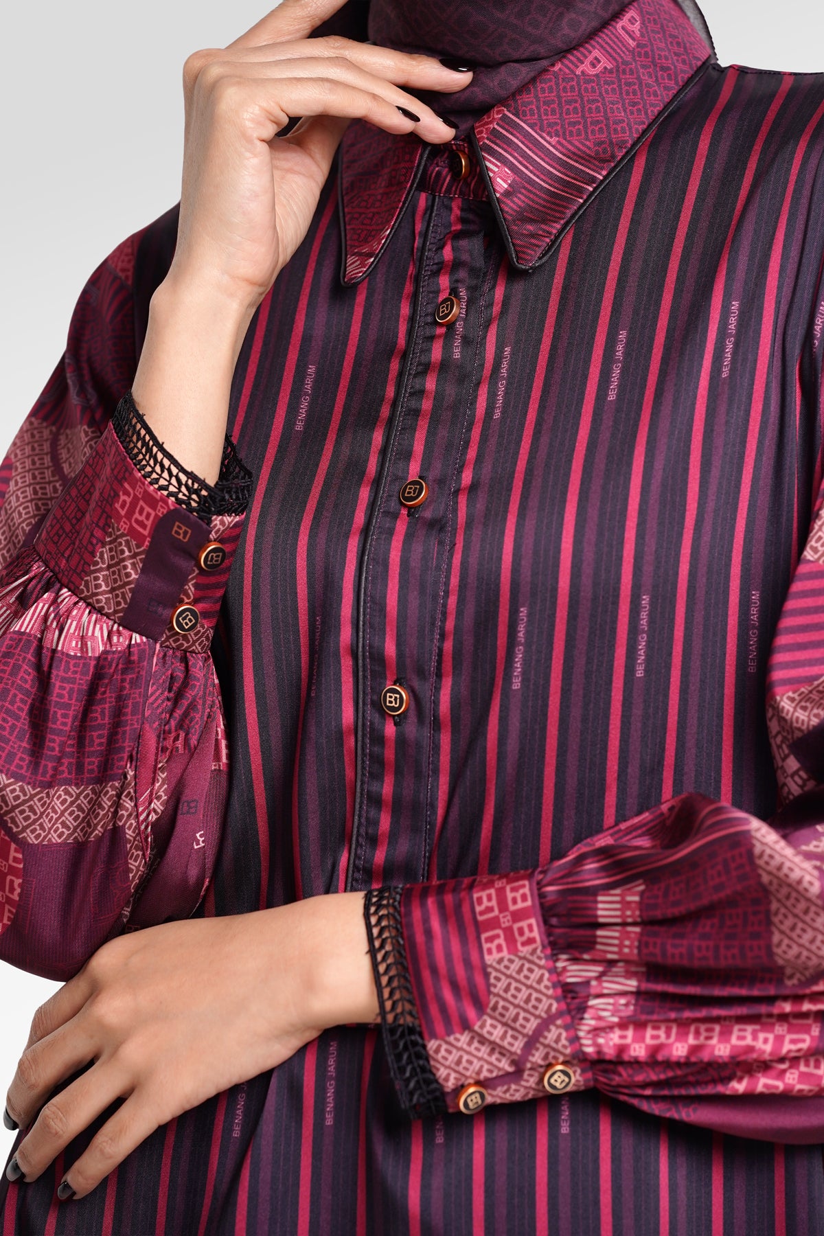 Mono Line Maxi Dress - Berry