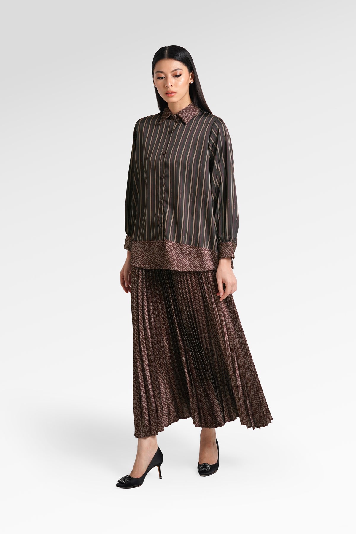 Mono Line Satin Shirt - Black Choco