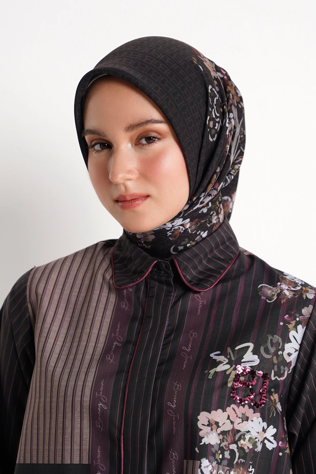 Metanoia Scarf - Comma