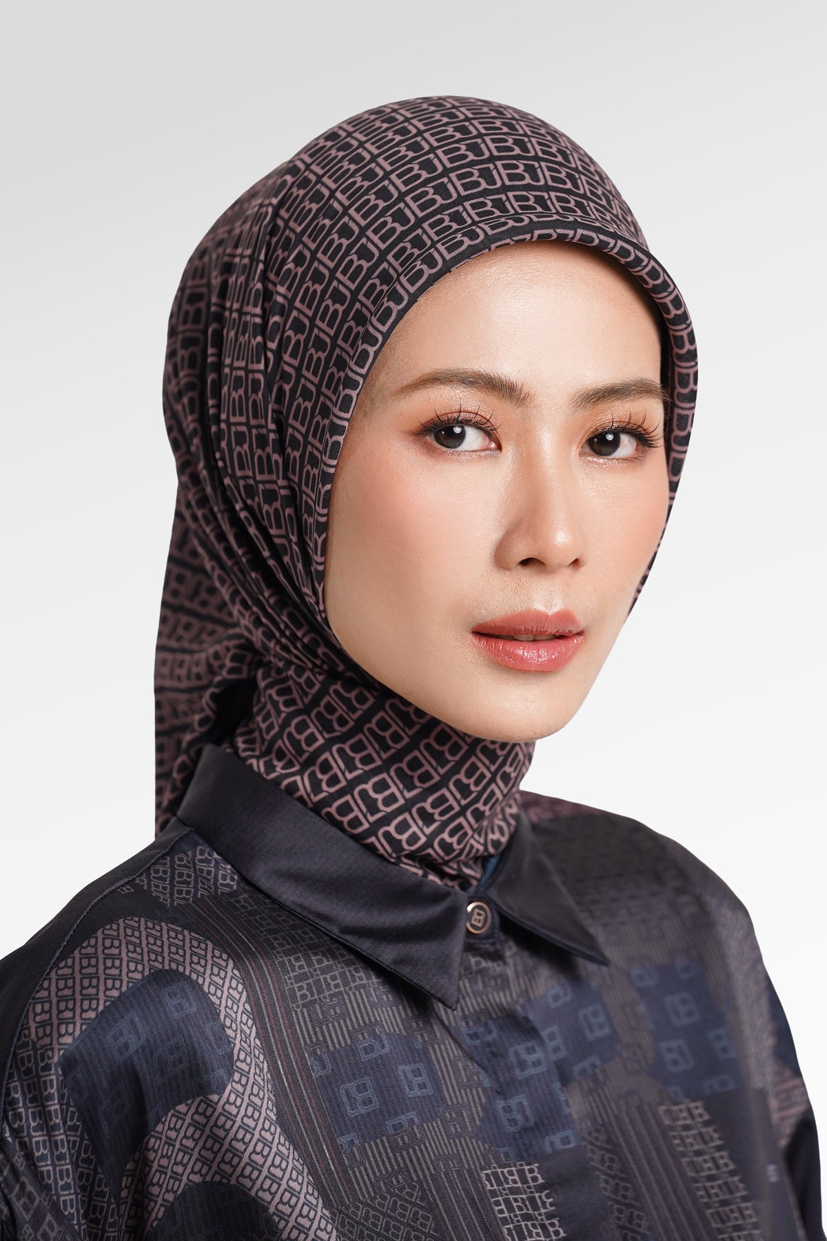Mono Diagonal Scarf - Black Choco