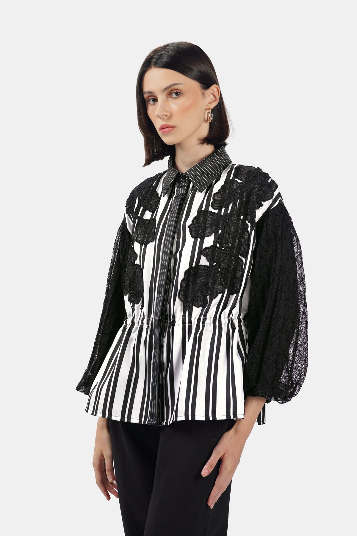 Rielle Embroidery Shirt - Black