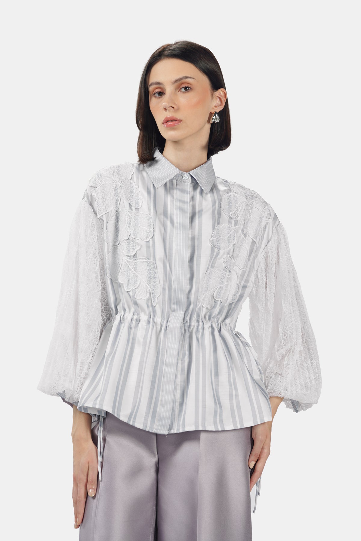 Rielle Embroidery Shirt - White